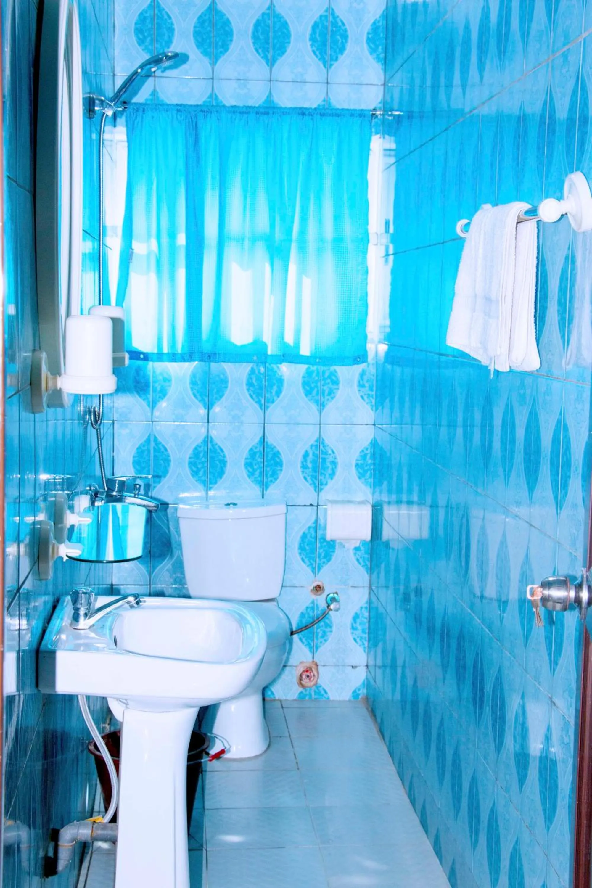 Bathroom in Nora Hotel