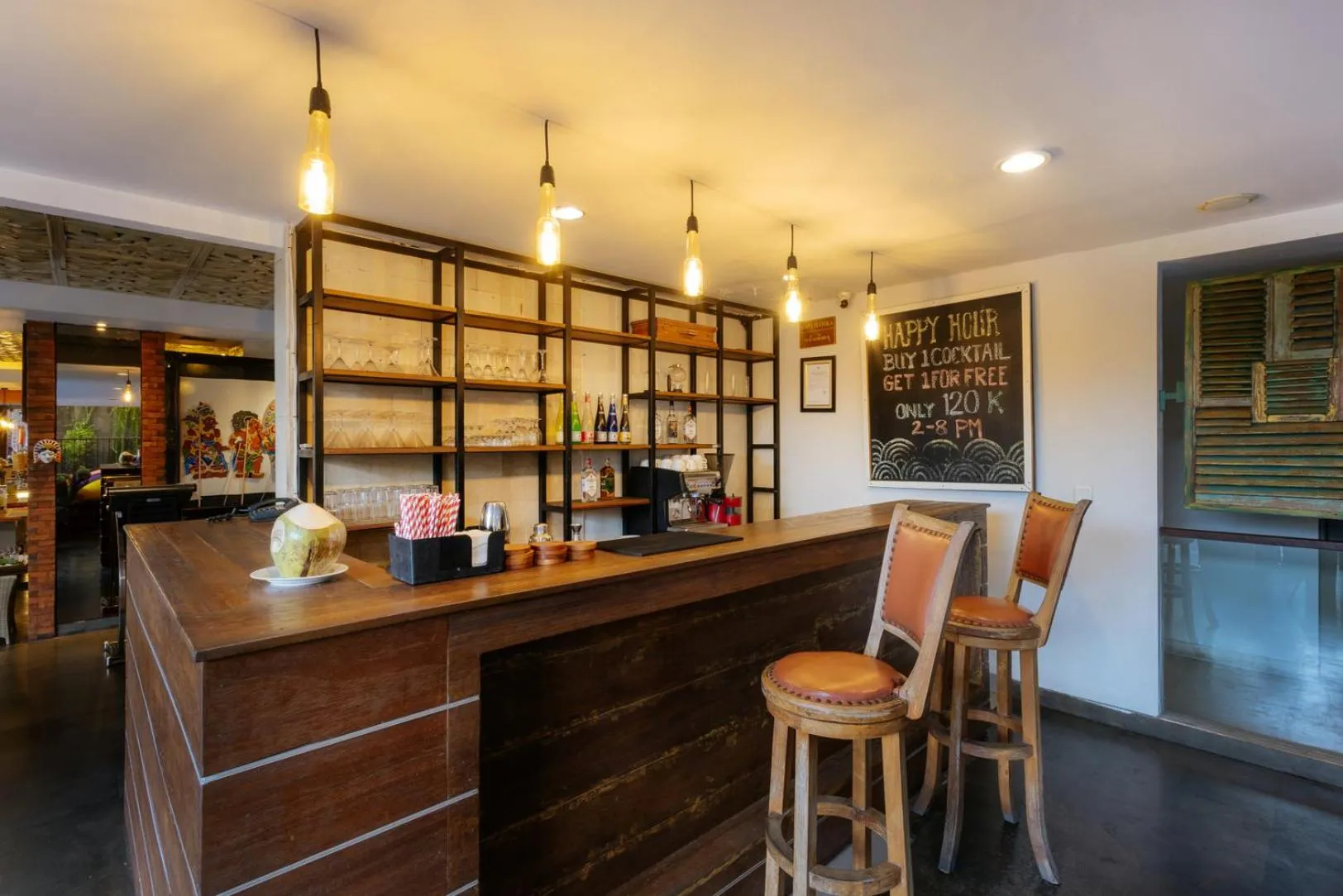 Lounge or bar in Horison Ultima Seminyak Bali - CHSE Certified