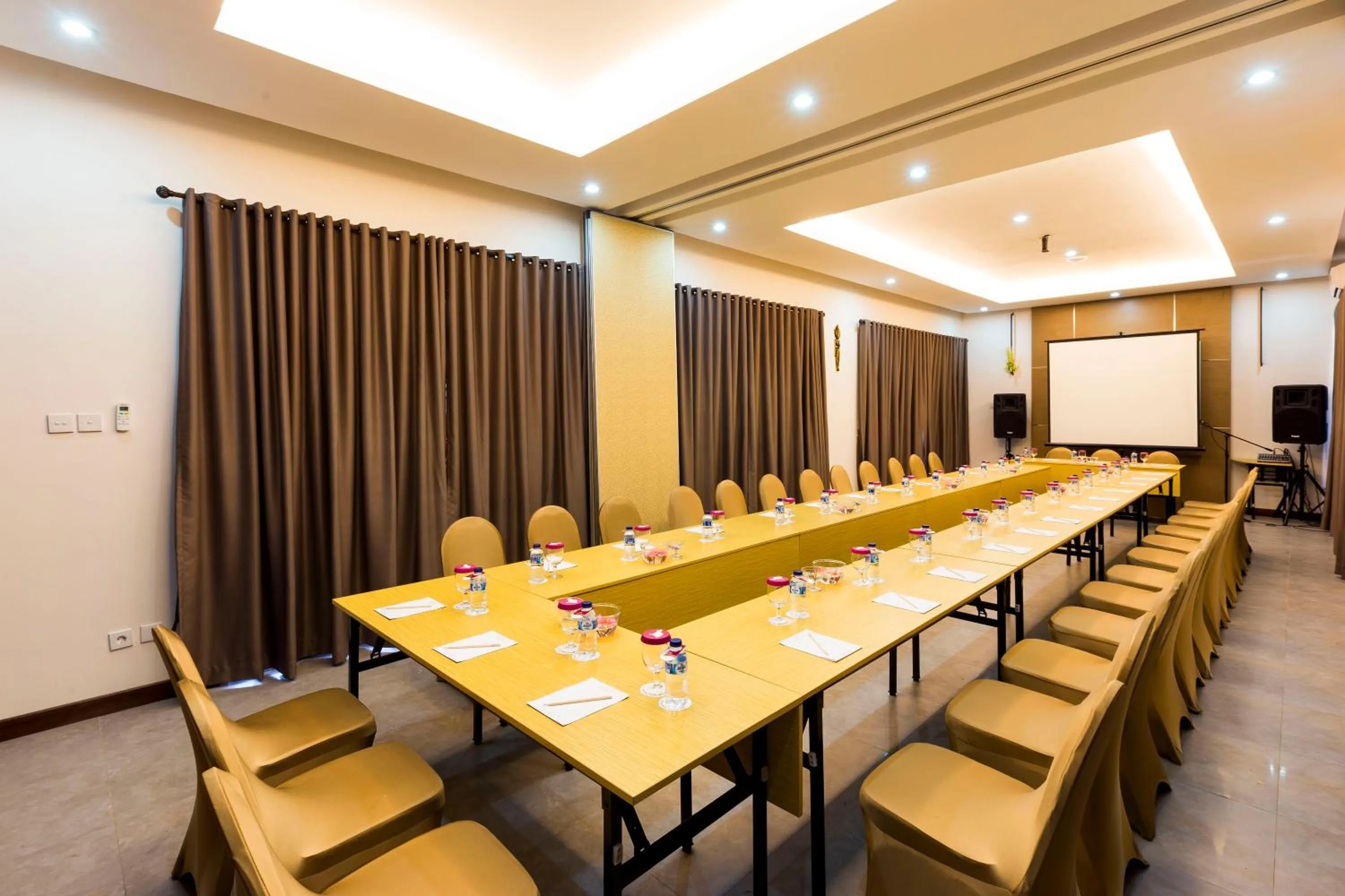 Business facilities in Horison Ultima Seminyak Bali - CHSE Certified