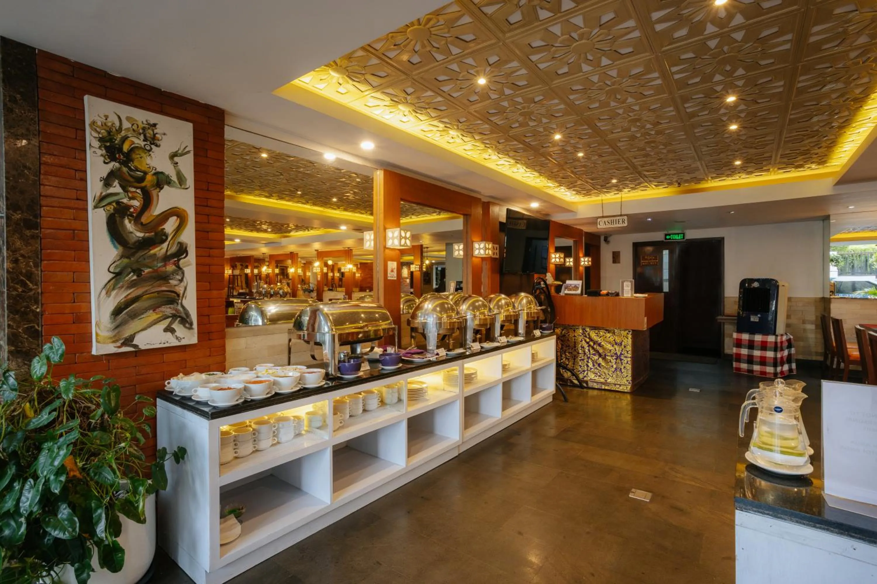 Restaurant/places to eat in Horison Ultima Seminyak Bali - CHSE Certified