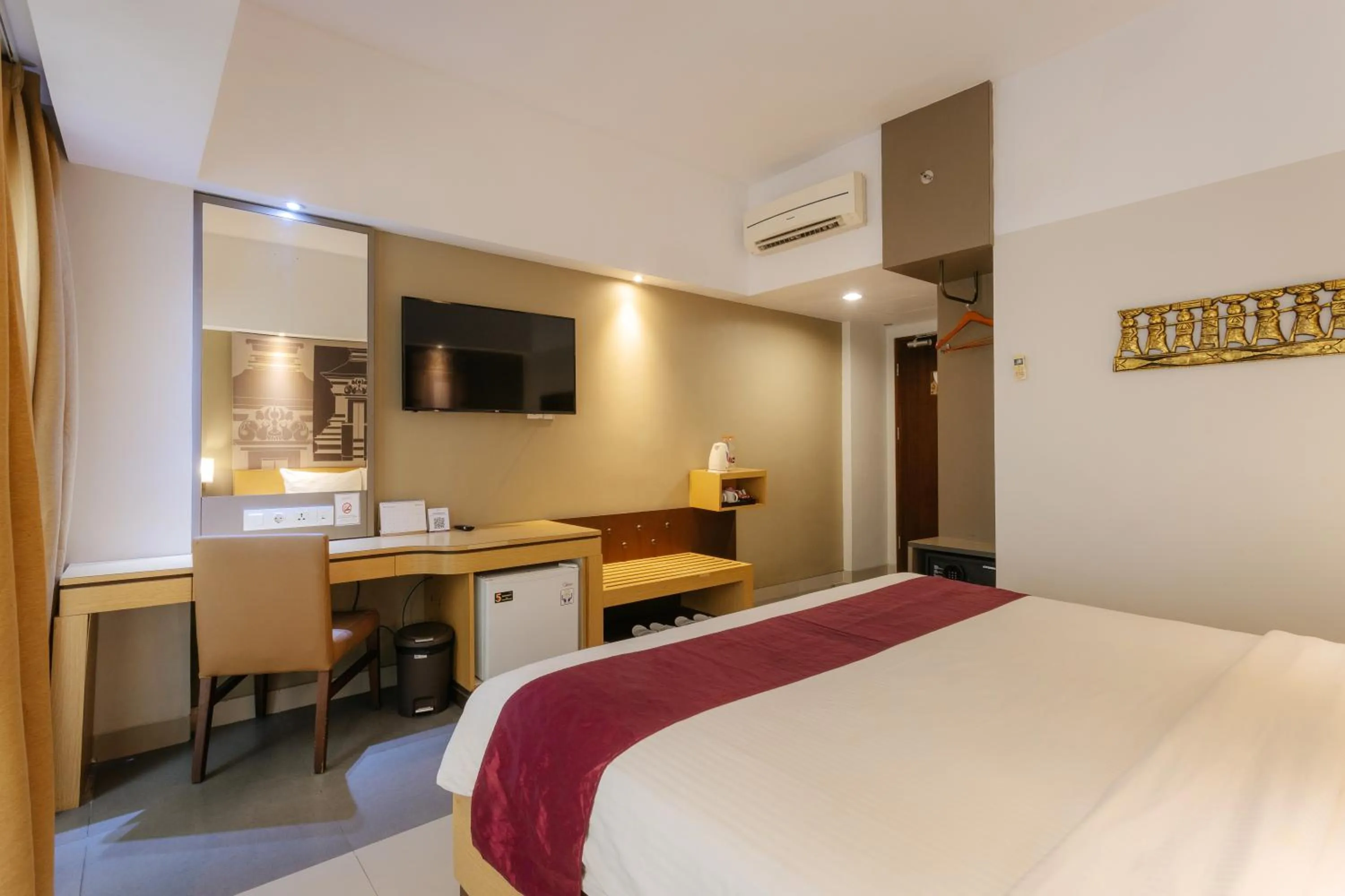 Bedroom, Bed in Horison Ultima Seminyak Bali - CHSE Certified