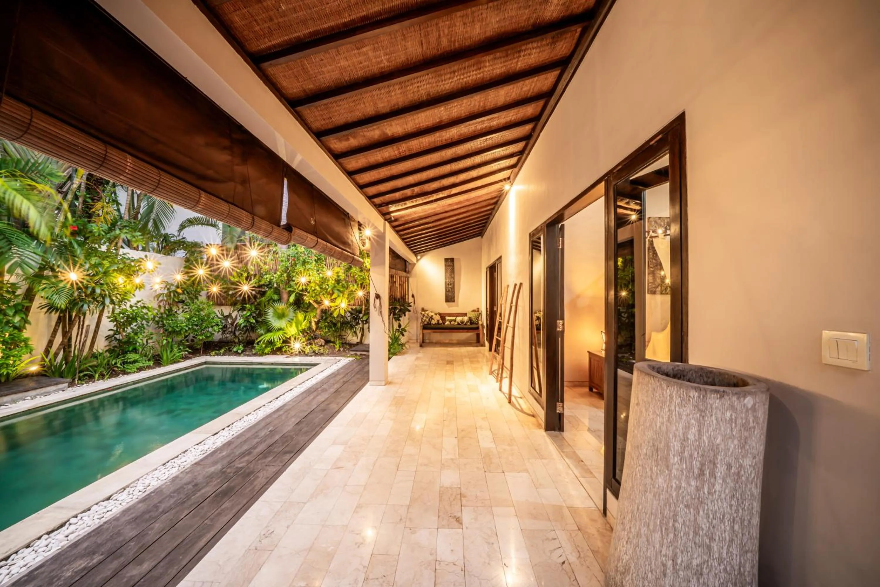 Patio in Villa Koala, 2Br Close to W, Potato Head and Shi Shi