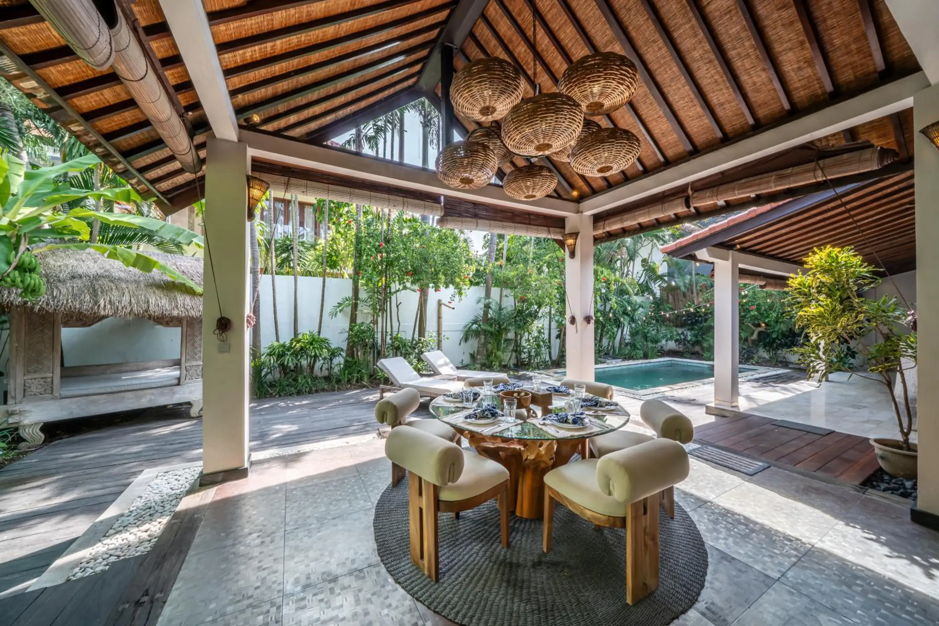 Two-Bedroom Villa with Private Pool in Villa Koala, 2Br Close to W, Potato Head and Shi Shi Two-Bedroom Villa with Private Pool in Villa Koala, 2Br Close to W, Potato Head and Shi Shi