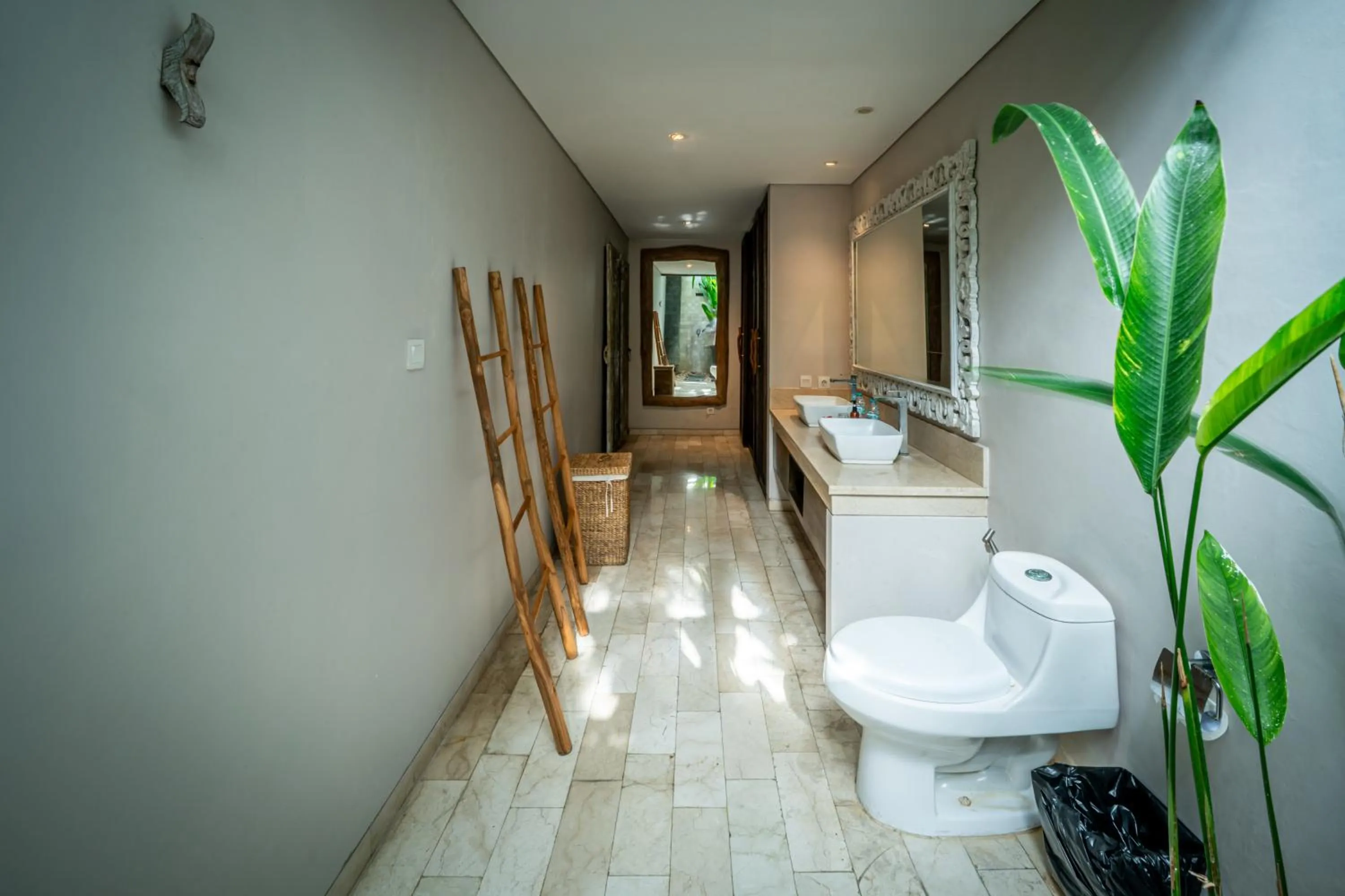 Toilet in Villa Koala, 2Br Close to W, Potato Head and Shi Shi