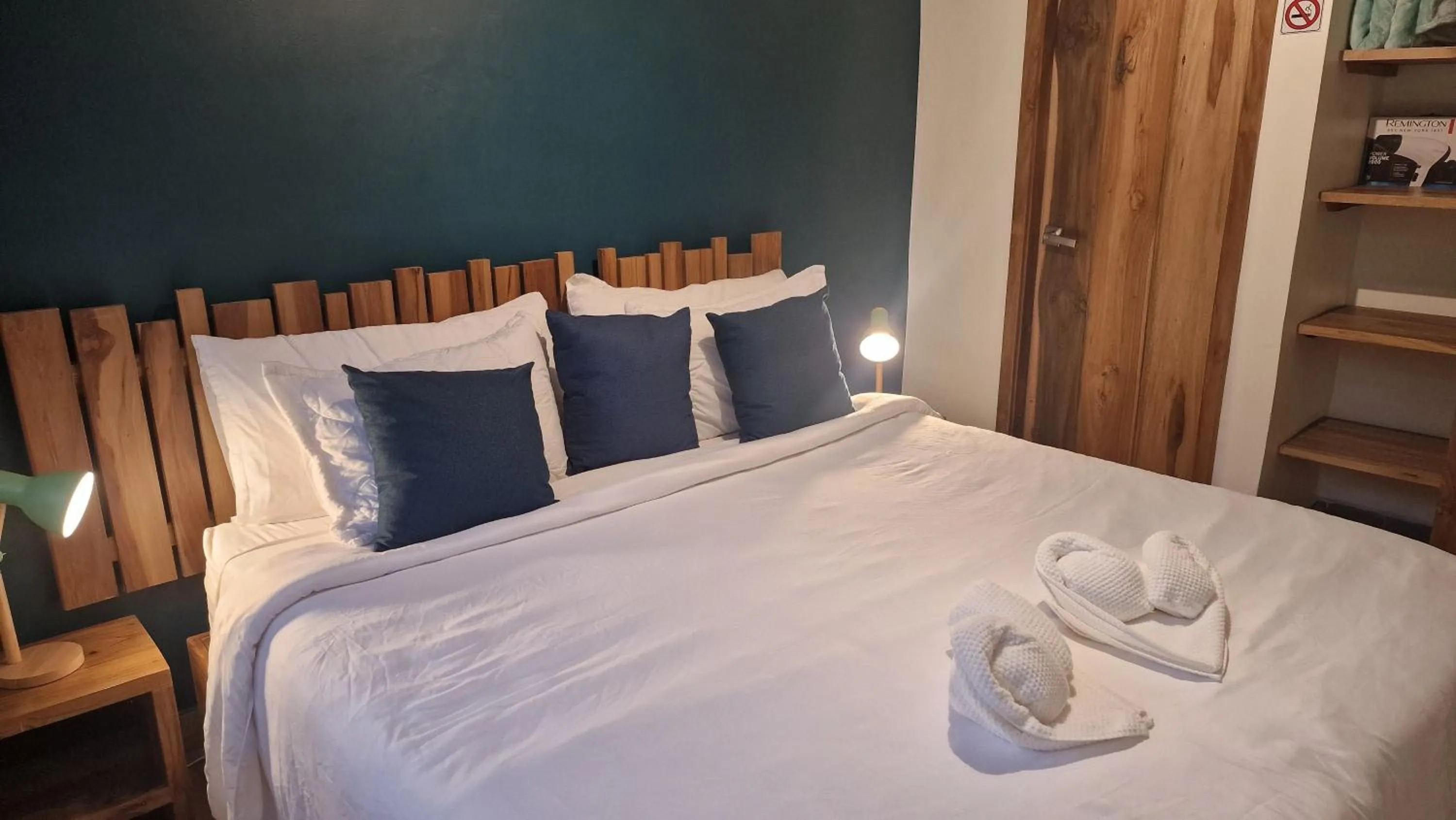 Photo of the whole room, Bed in Hotel La Caracola Salento