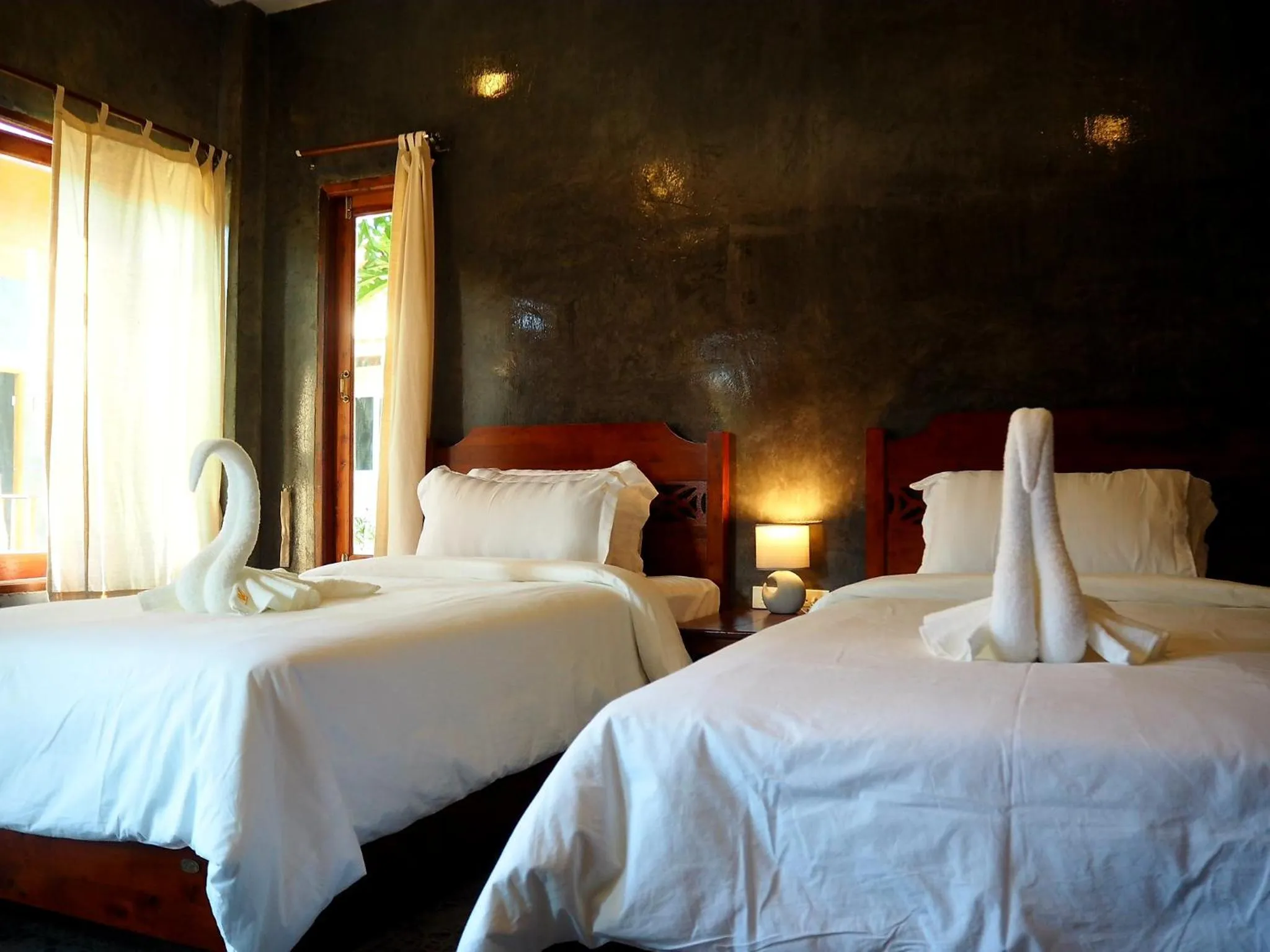 Bed in NawiengkaeRiverview Resort