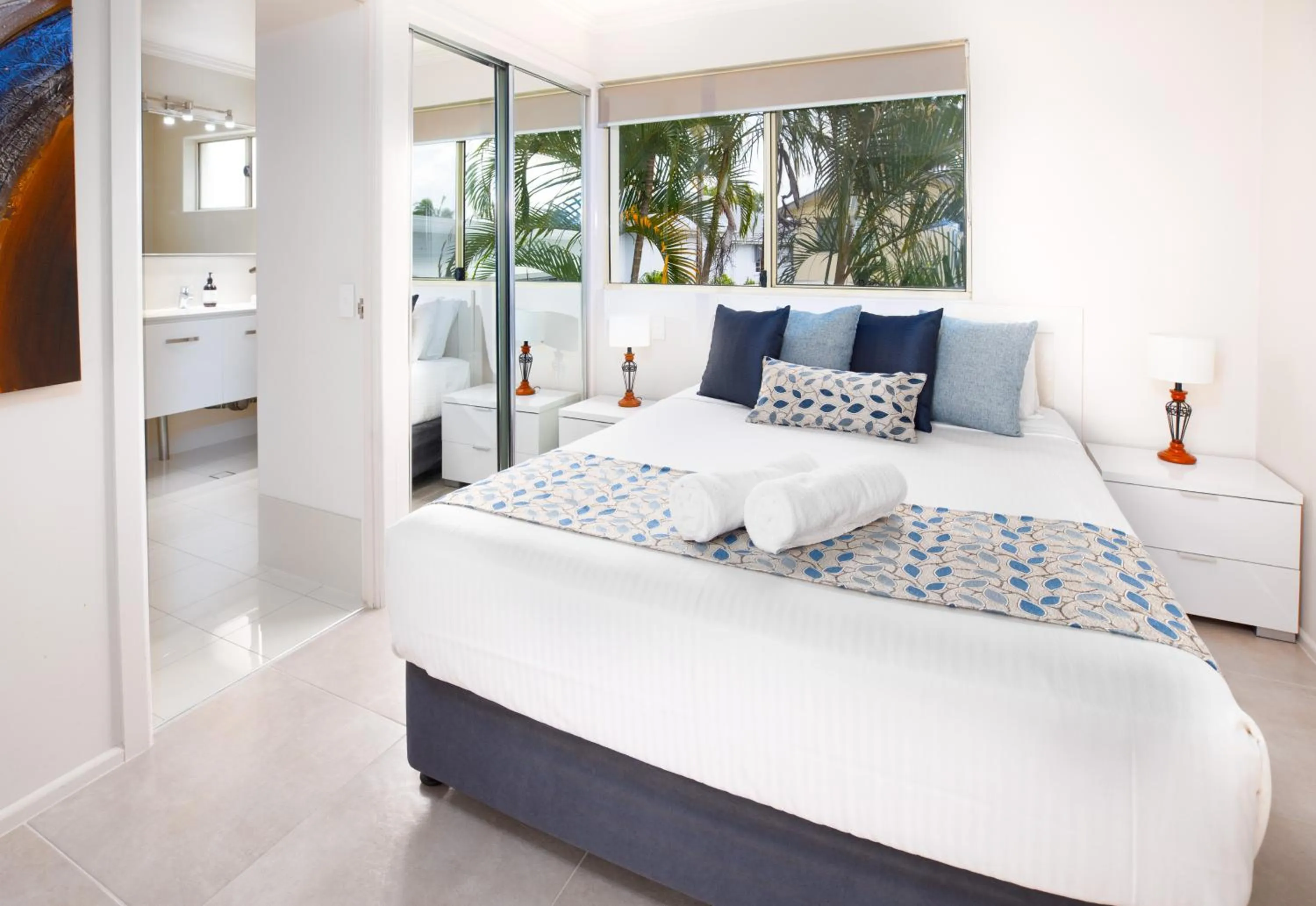 Bedroom, Bed in Noosa River Palms