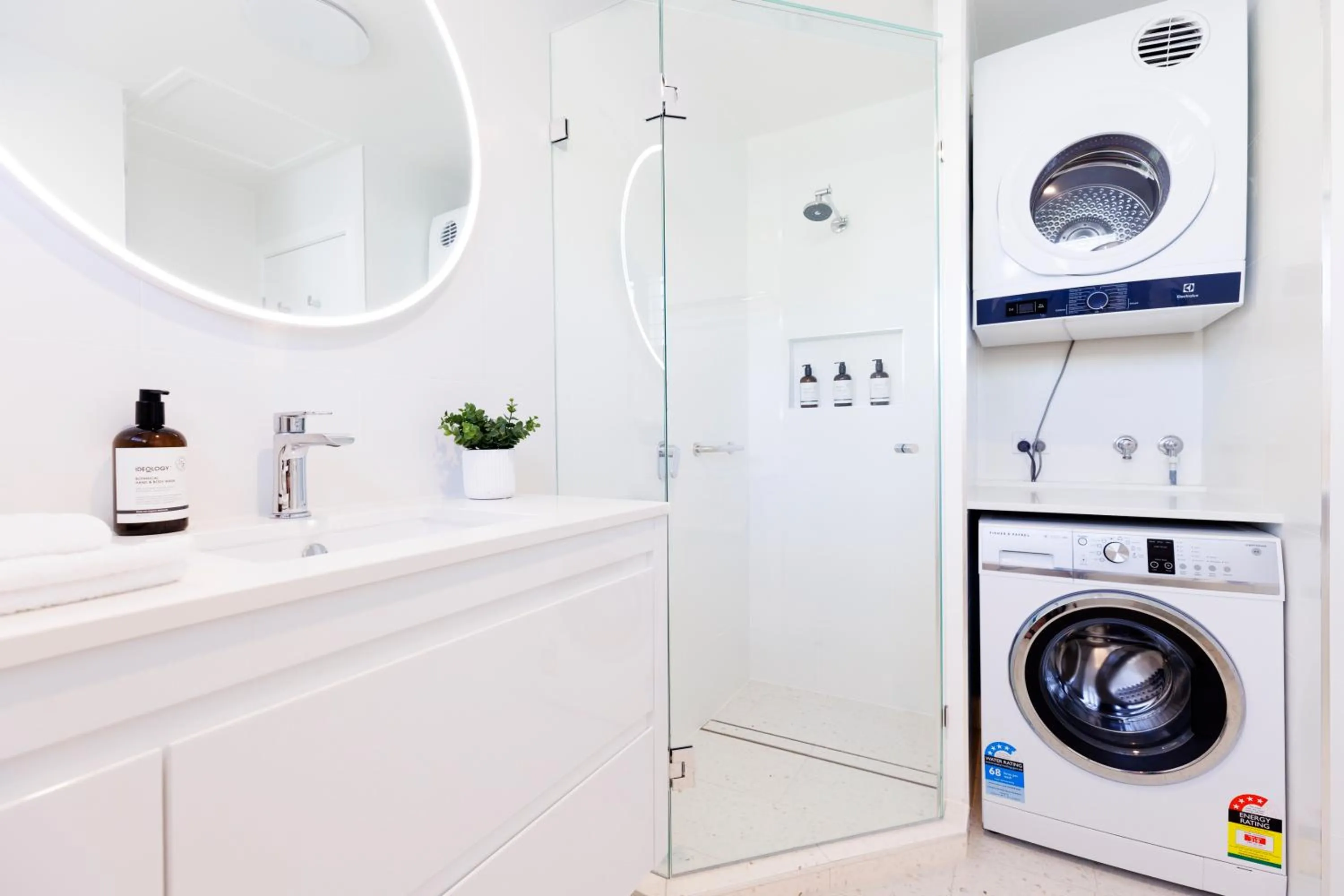 Bathroom in Noosa River Palms