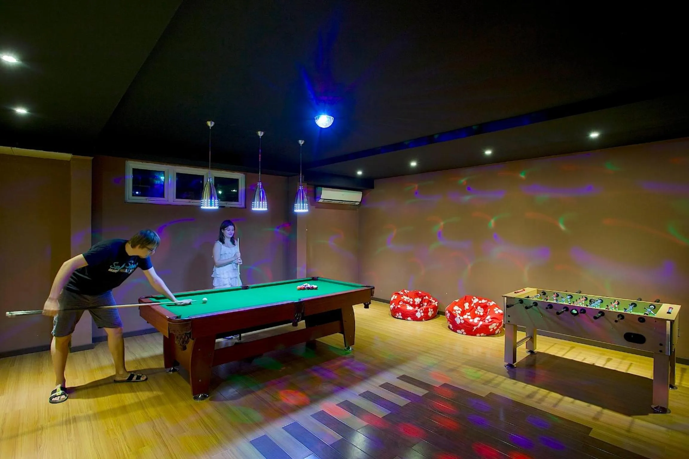 Billiard in Kaani Beach Hotel