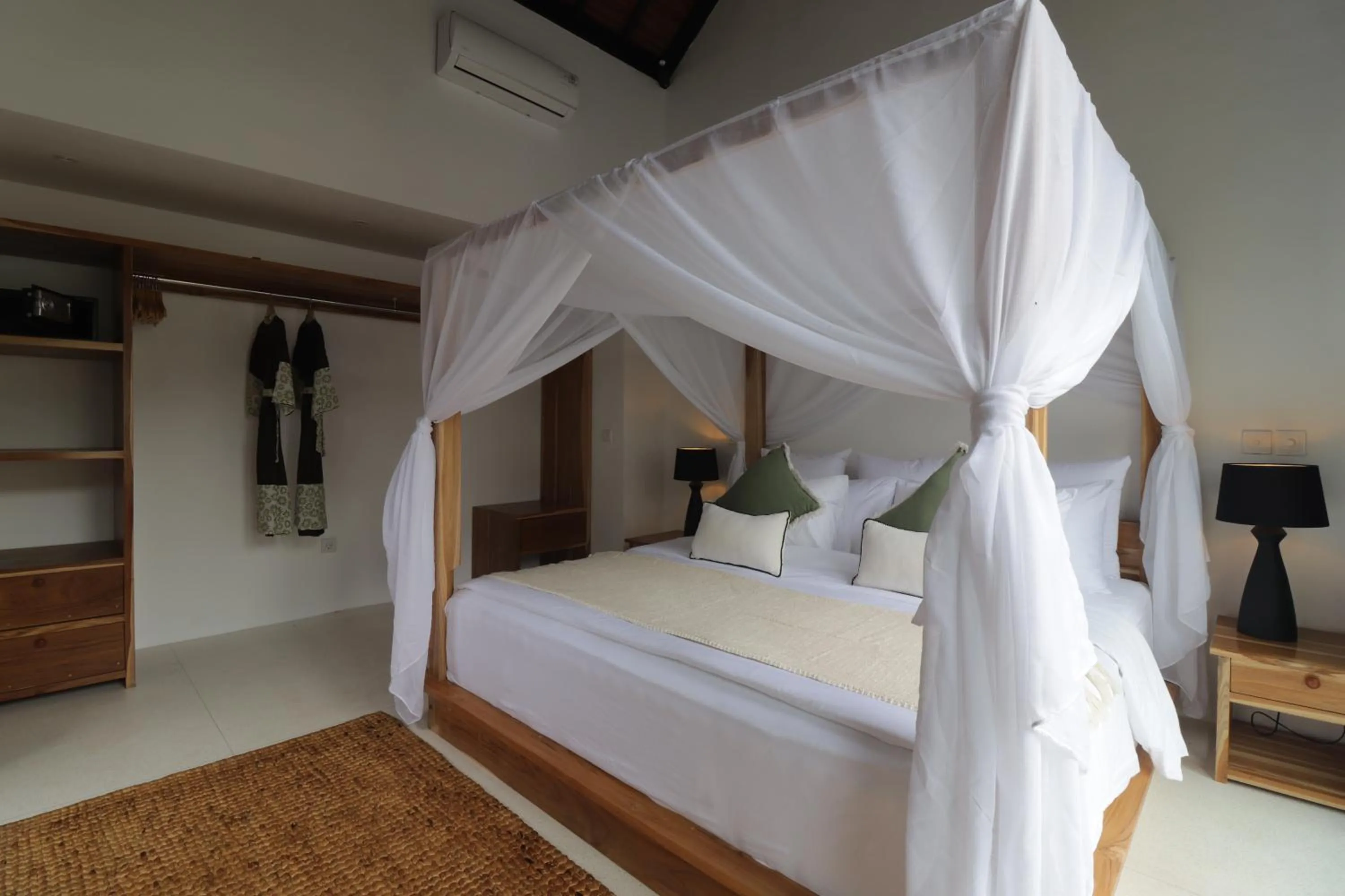 Bedroom, Bed in Pondok Santi Estate