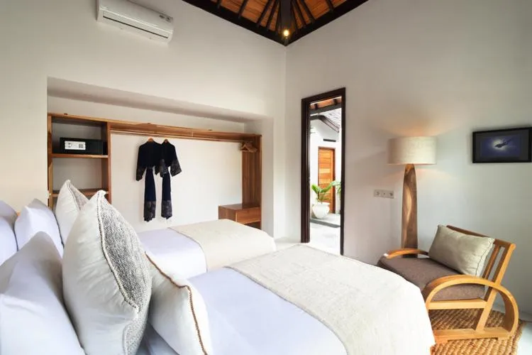 Bed in Pondok Santi Estate