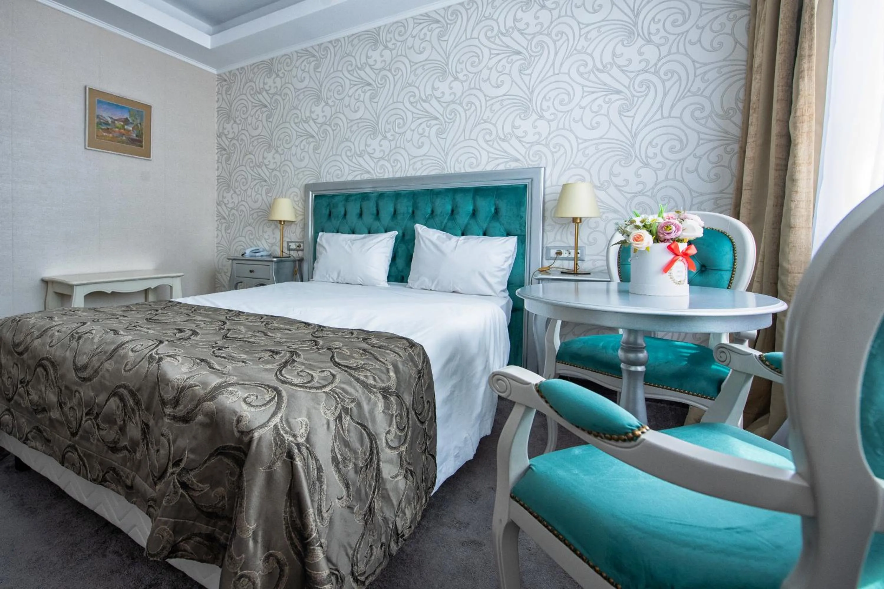 Bedroom, Bed in Hotel Roman by Dumbrava Business Resort