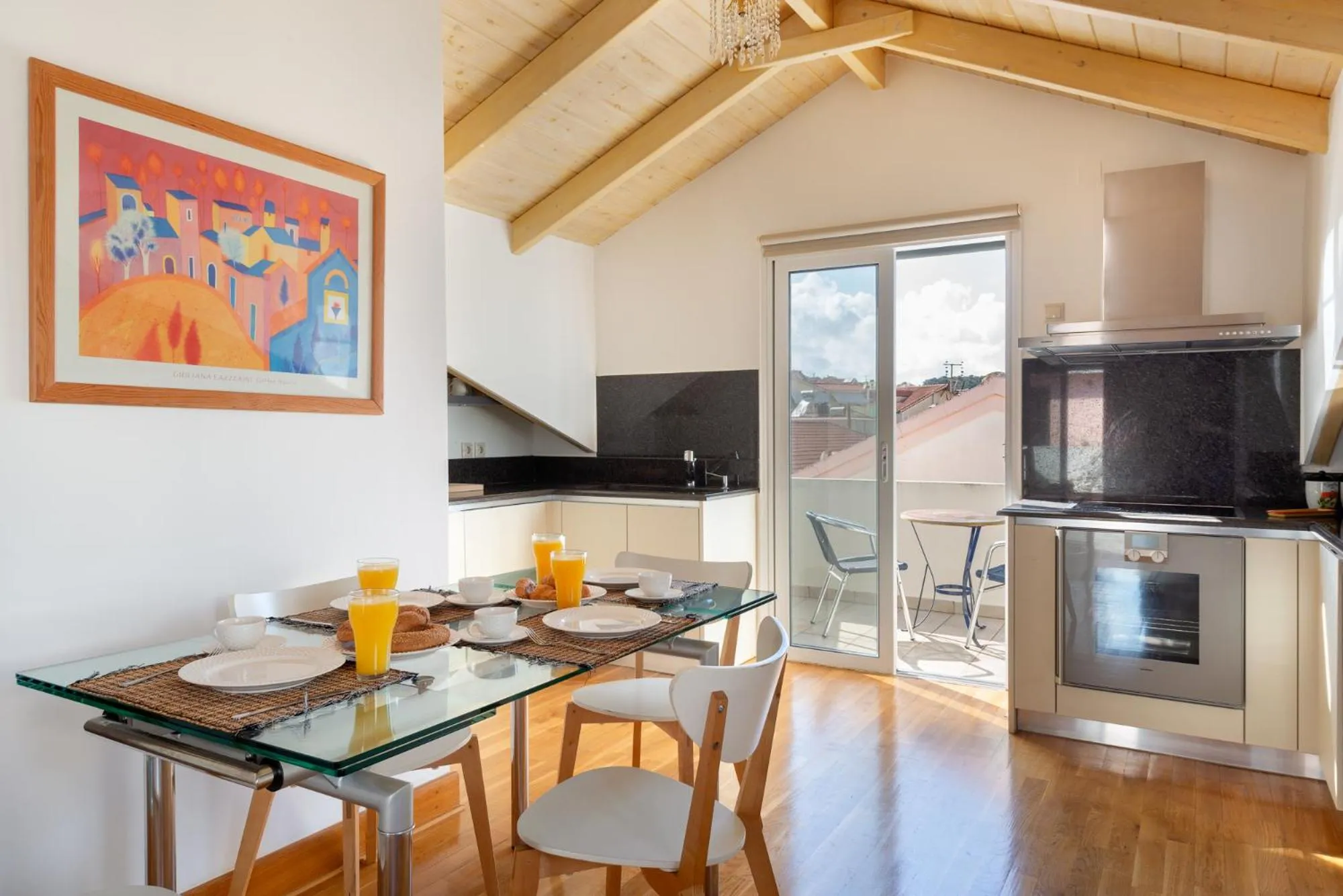 Kitchen or kitchenette in Elegant Living