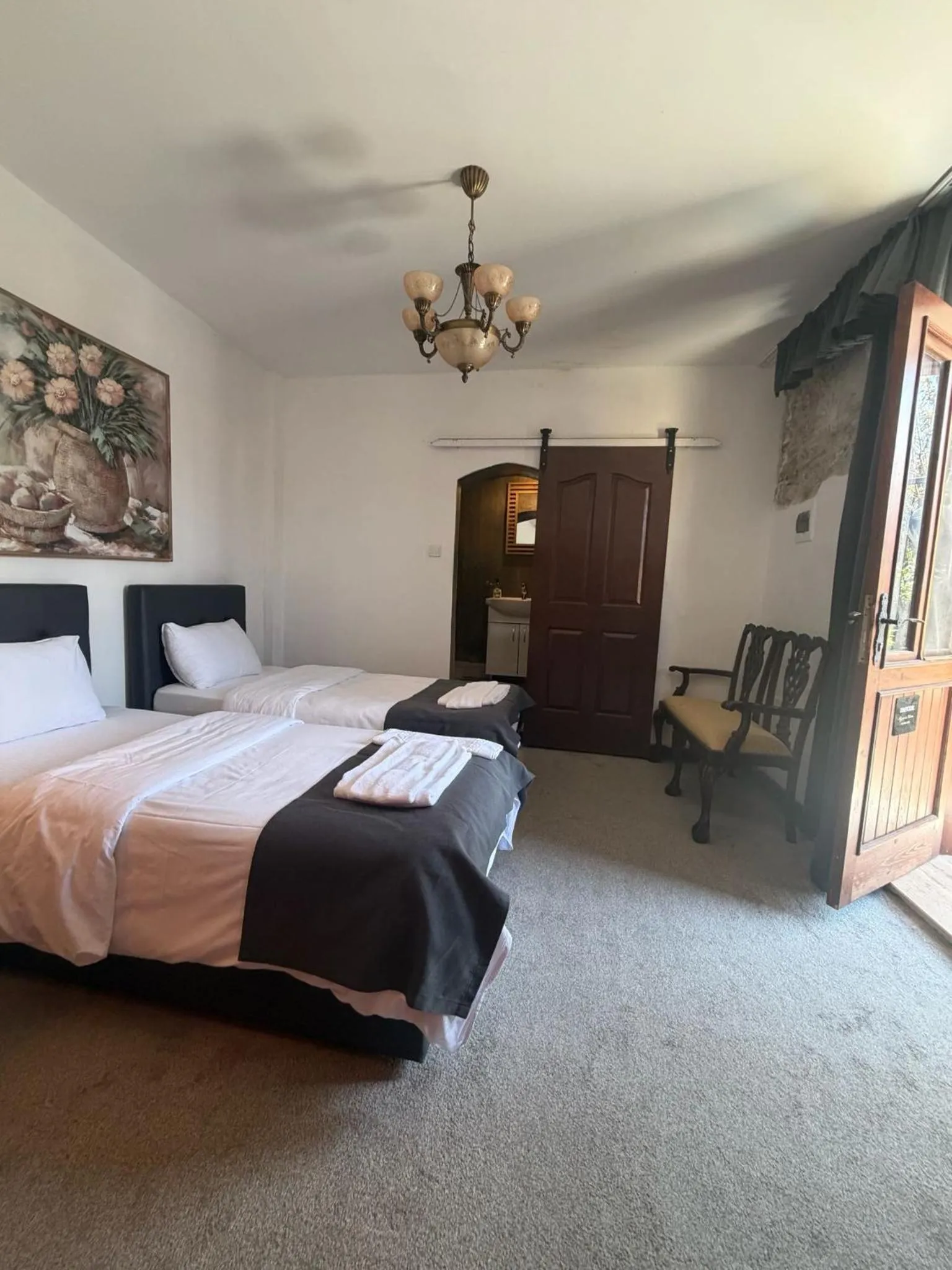 Bedroom, Bed in kyrenia palace boutique hotel