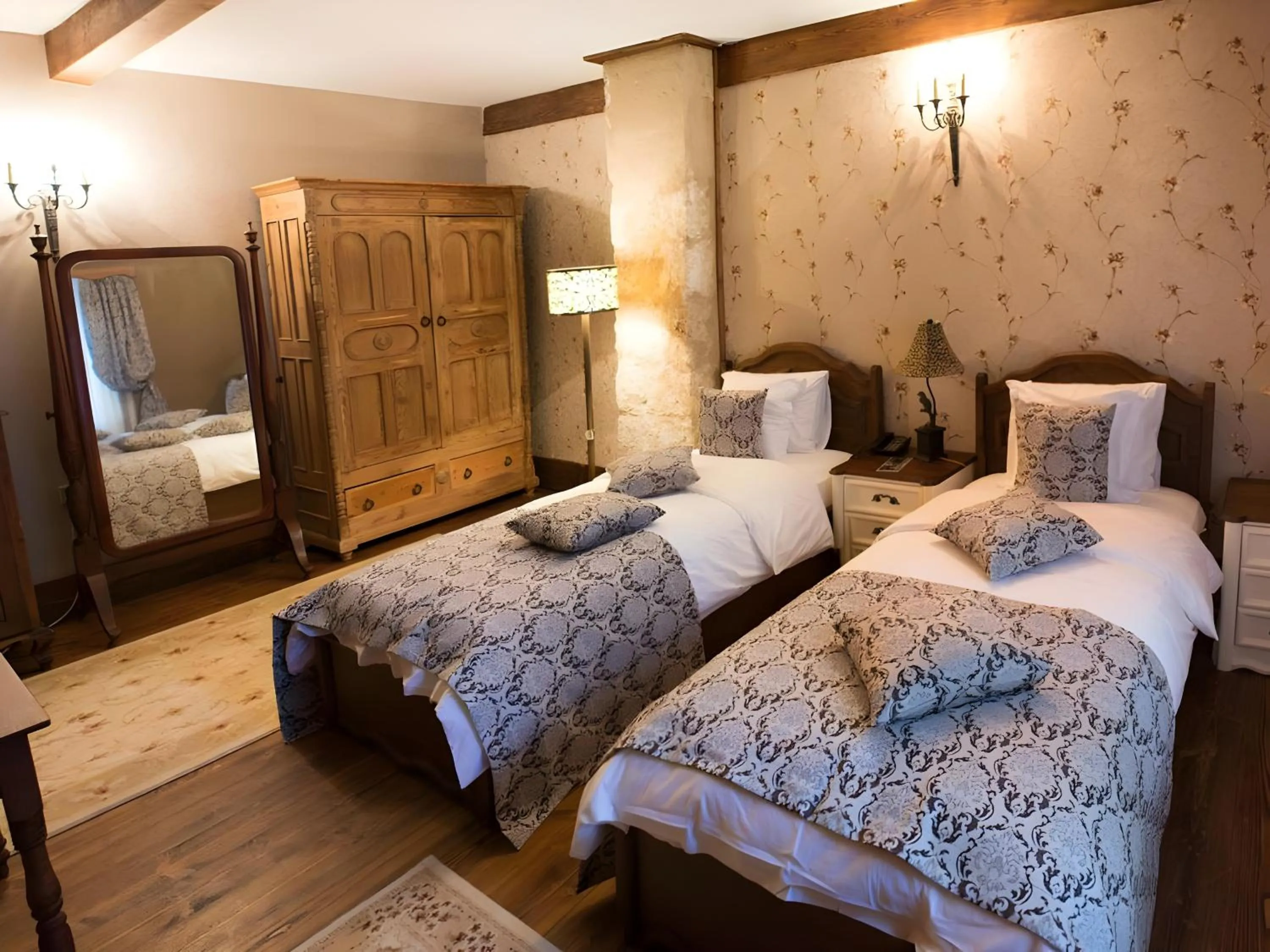 Bed in kyrenia palace boutique hotel