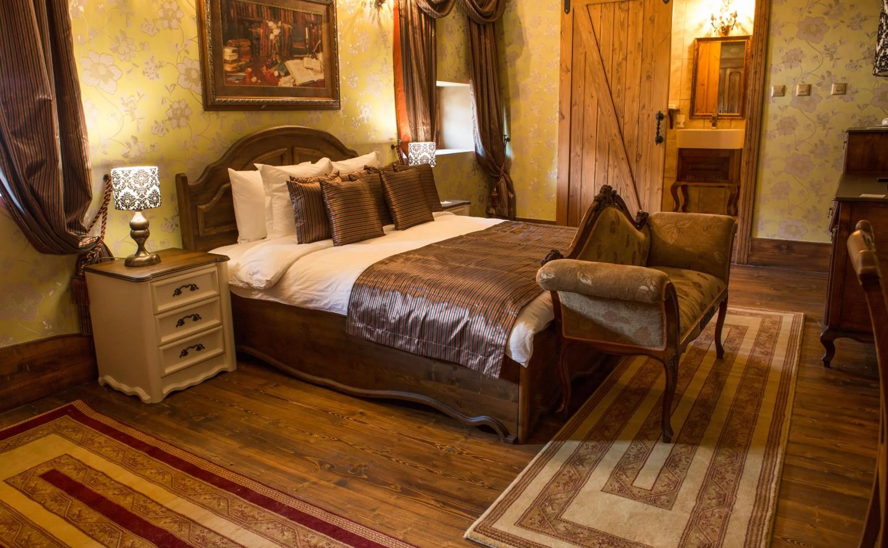 Bedroom, Bed in kyrenia palace boutique hotel