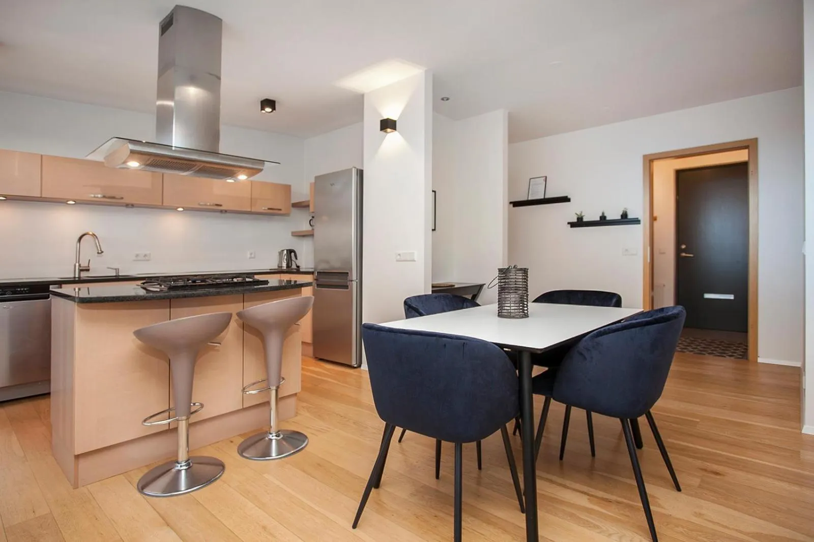 Kitchen or kitchenette in Planet Apartments