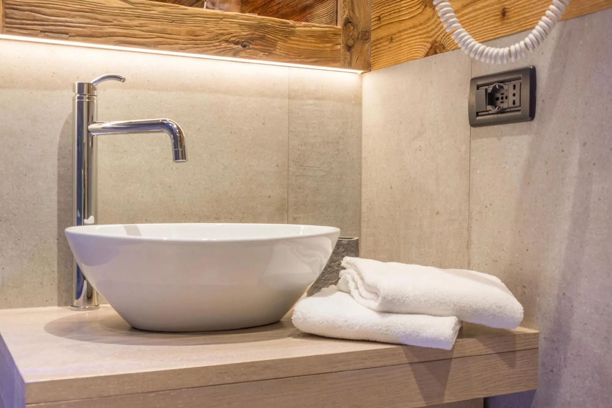 Bathroom in Alpine Refuge Villa Adler