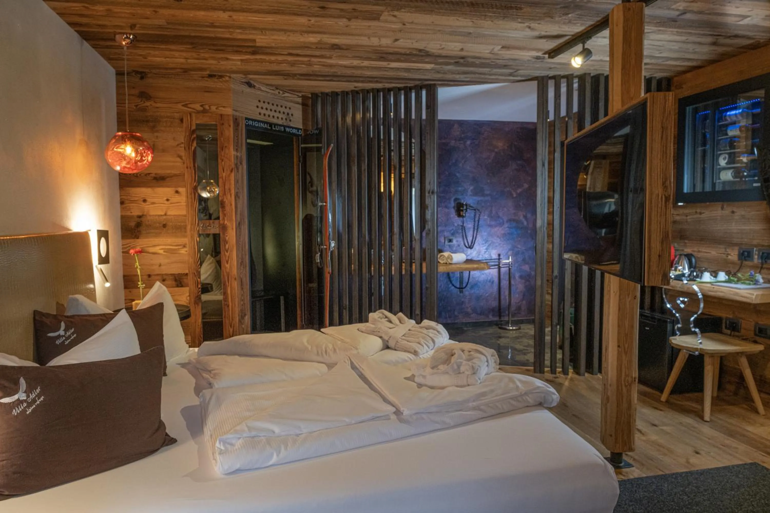 Bedroom, Bed in Alpine Refuge Villa Adler