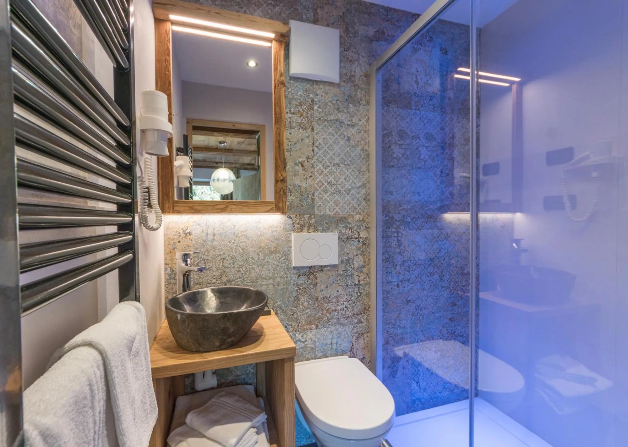 Bathroom in Alpine Refuge Villa Adler