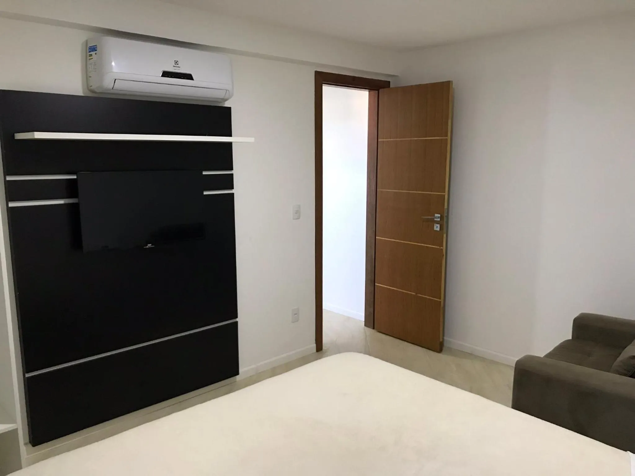 Bed in Sophia 2 Residence Inn