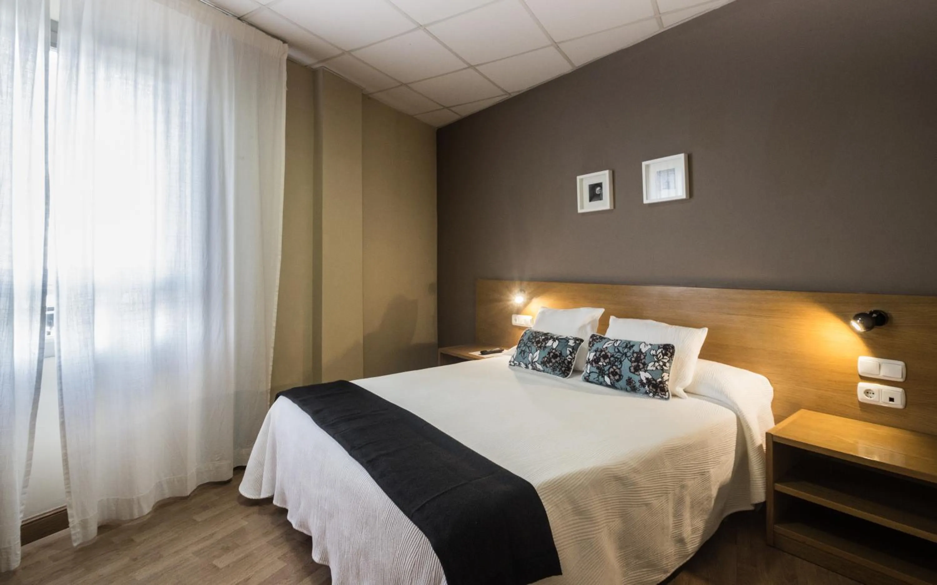 Bedroom, Bed in Hotel Casa Jacinto Pamplona