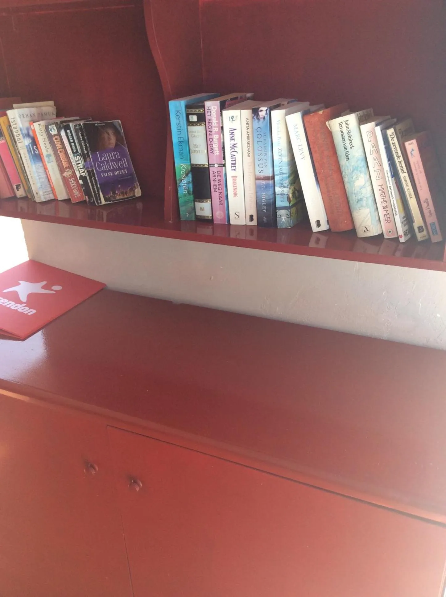 Library in Villa Sofia