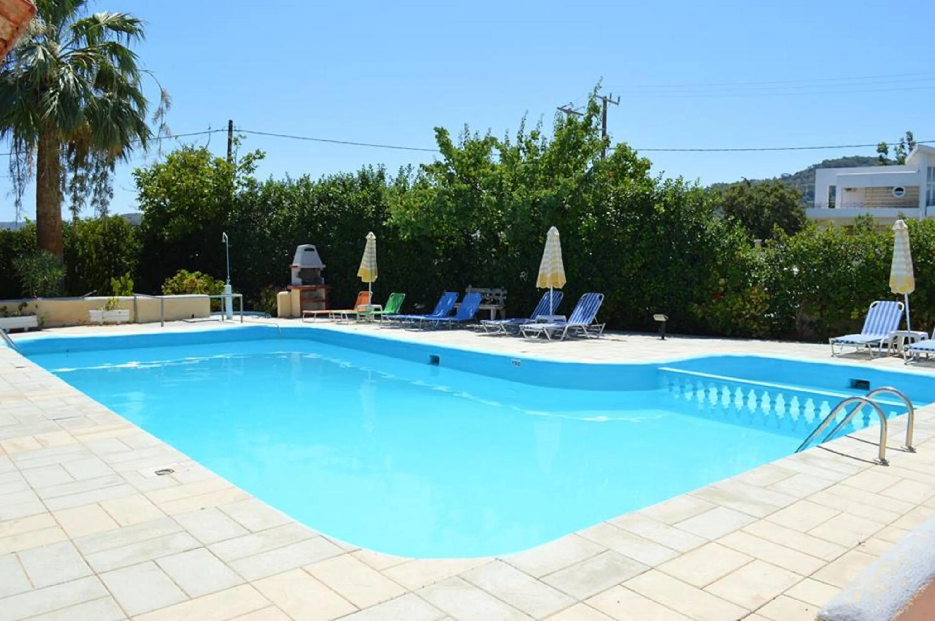 Restaurant/places to eat in Villa Sofia