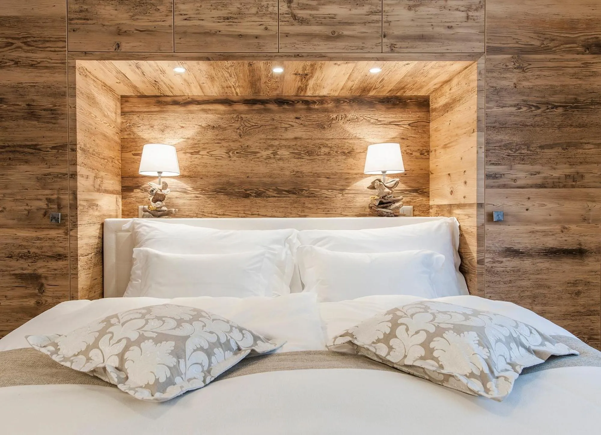 Bed in Hotelino Petit Chalet