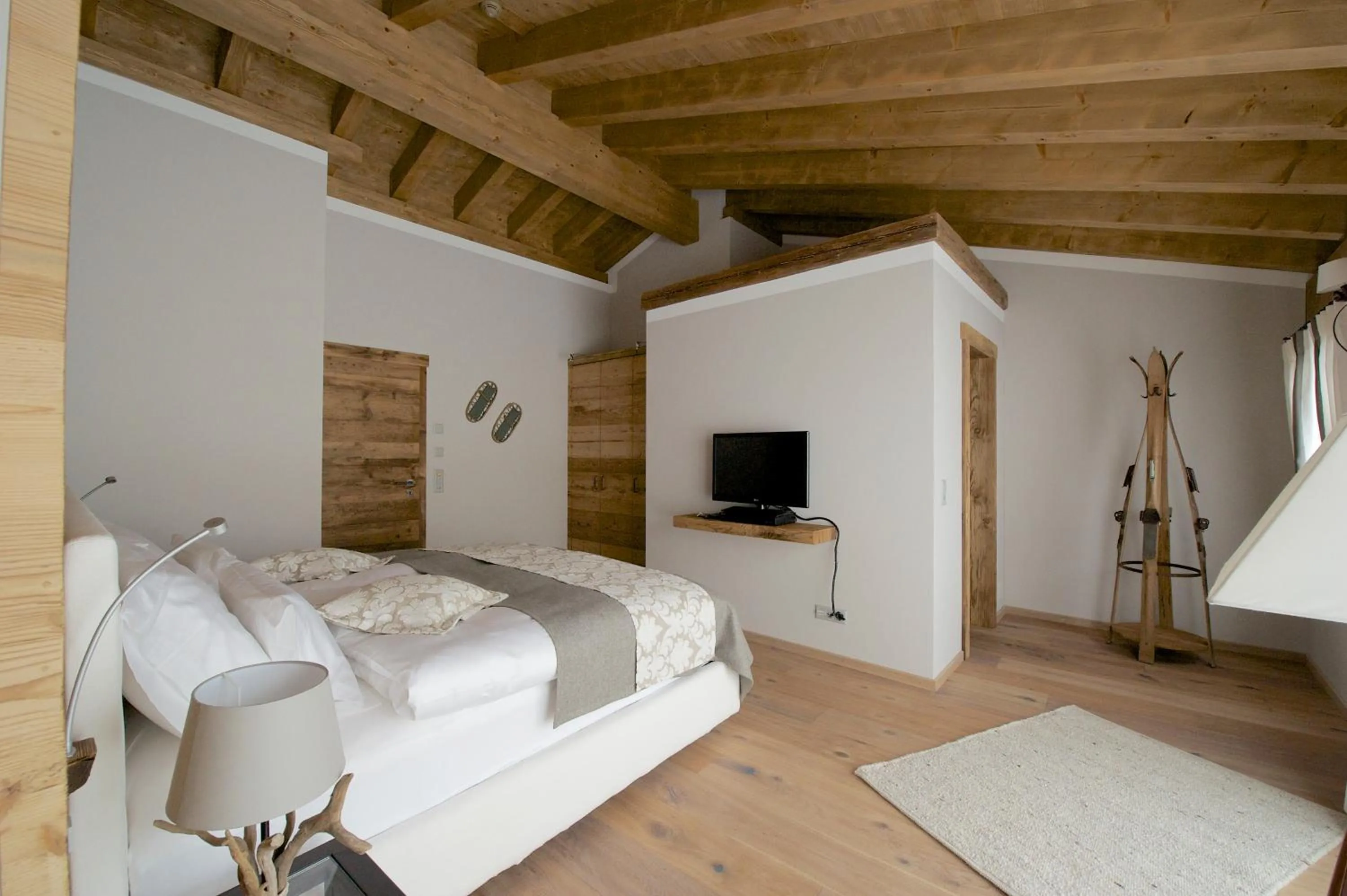 Bed in Hotelino Petit Chalet