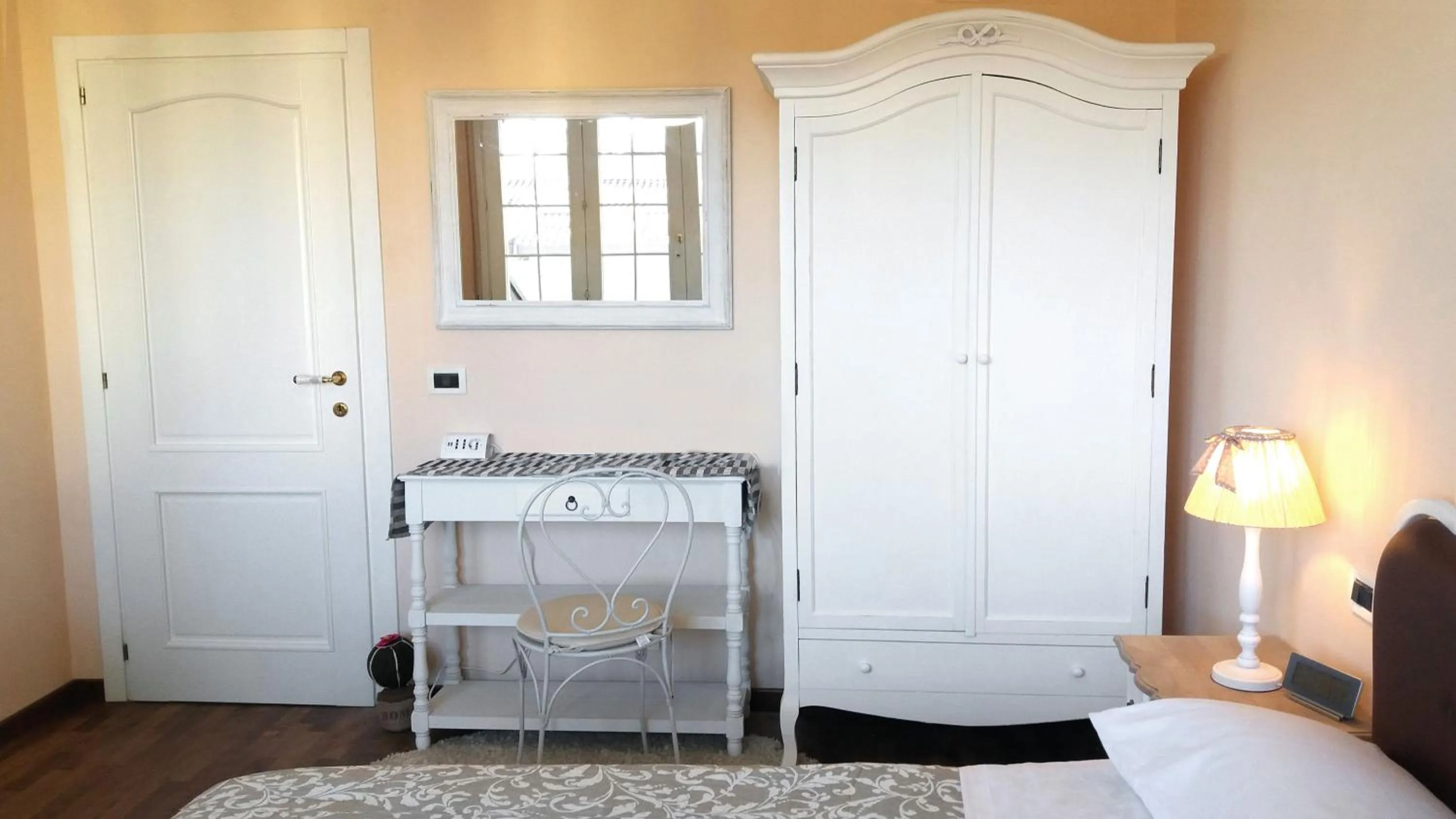 Photo of the whole room in Villa Bruna