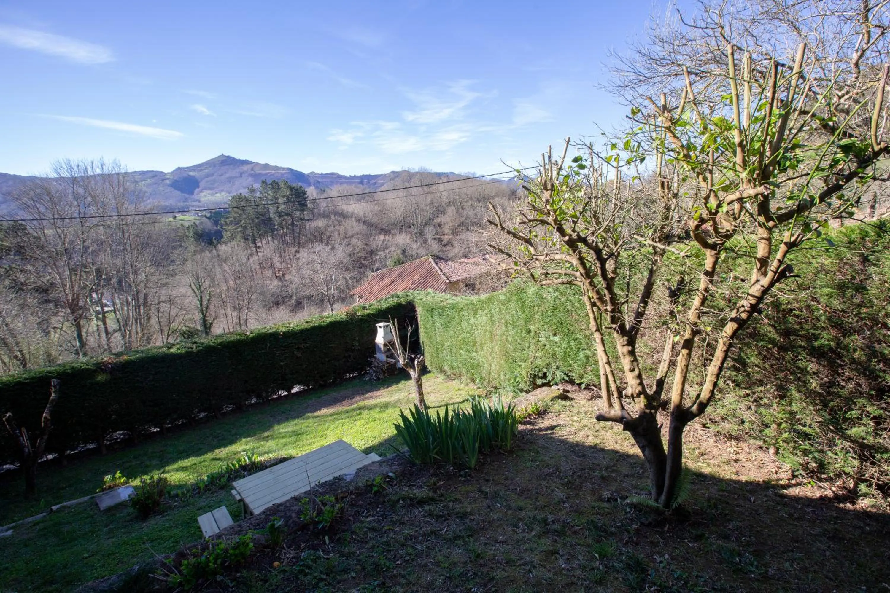 Inner courtyard view in La Casona de Cardes