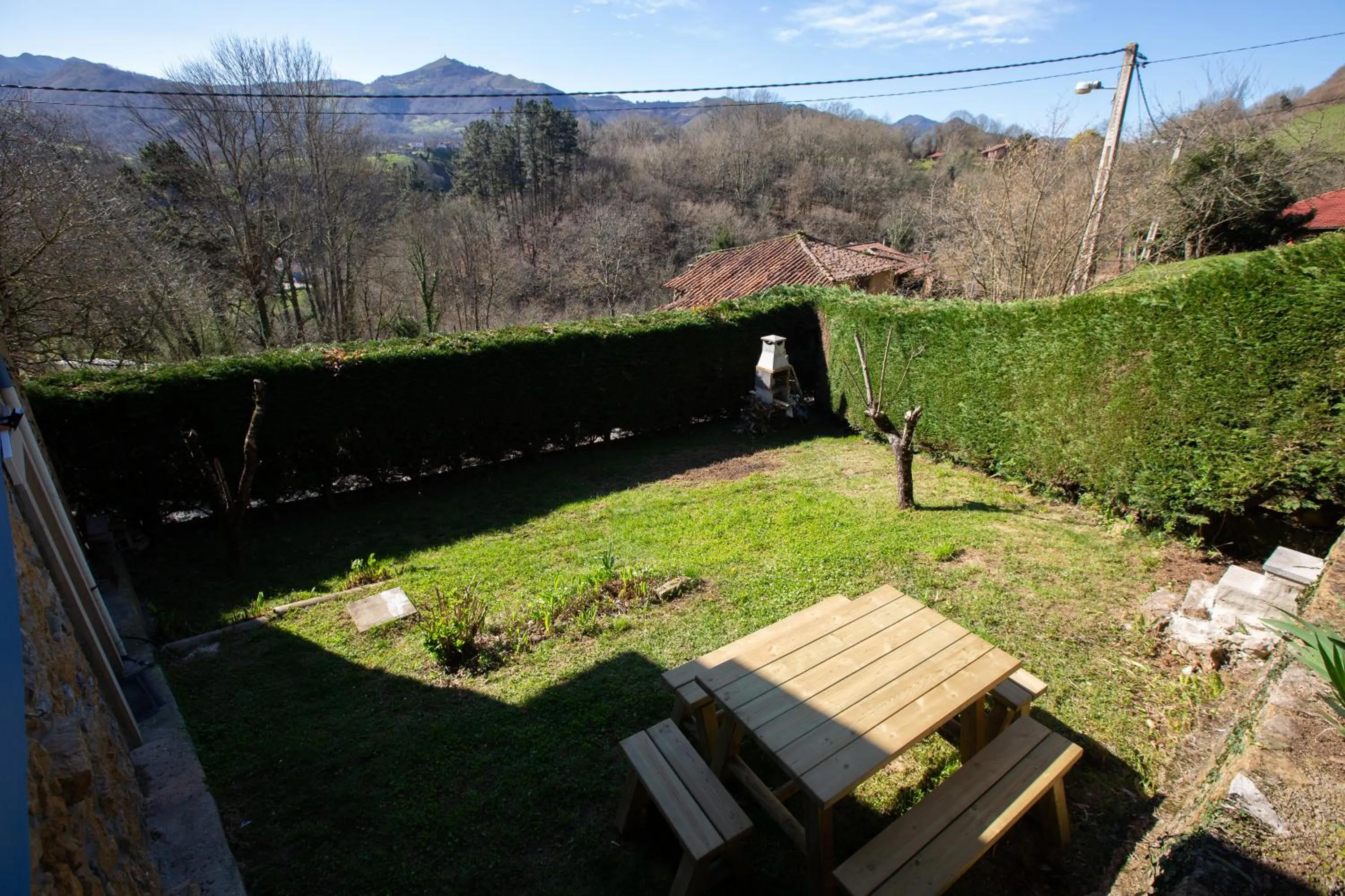 Inner courtyard view in La Casona de Cardes