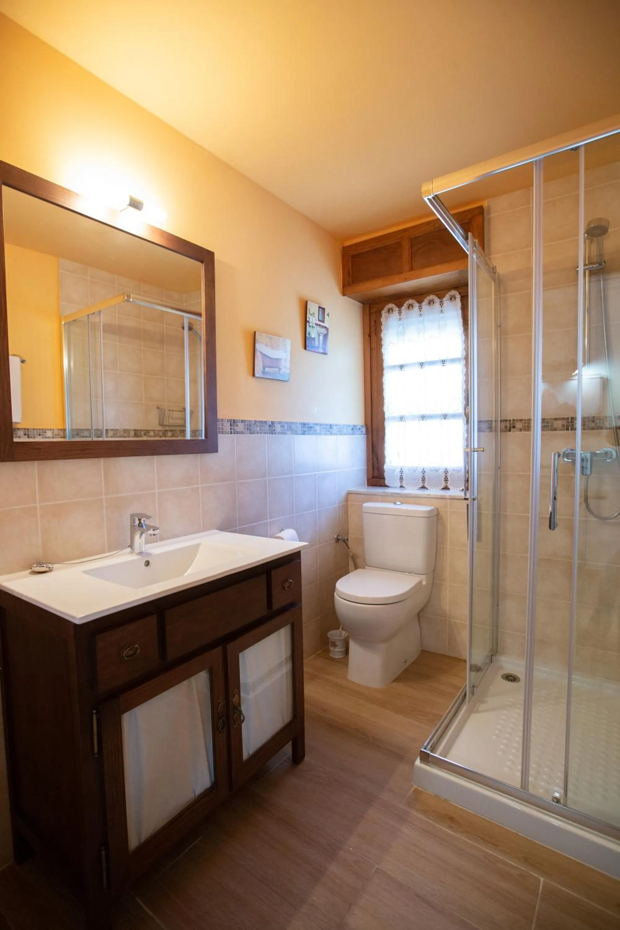 Bathroom in La Casona de Cardes