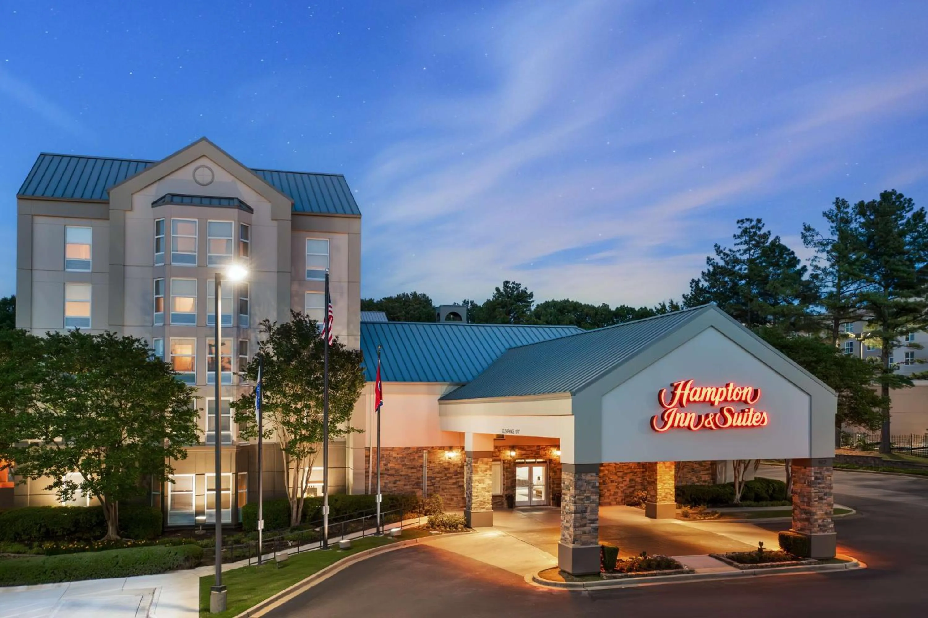 Property building in Hampton Inn & Suites Memphis East Germantown Area