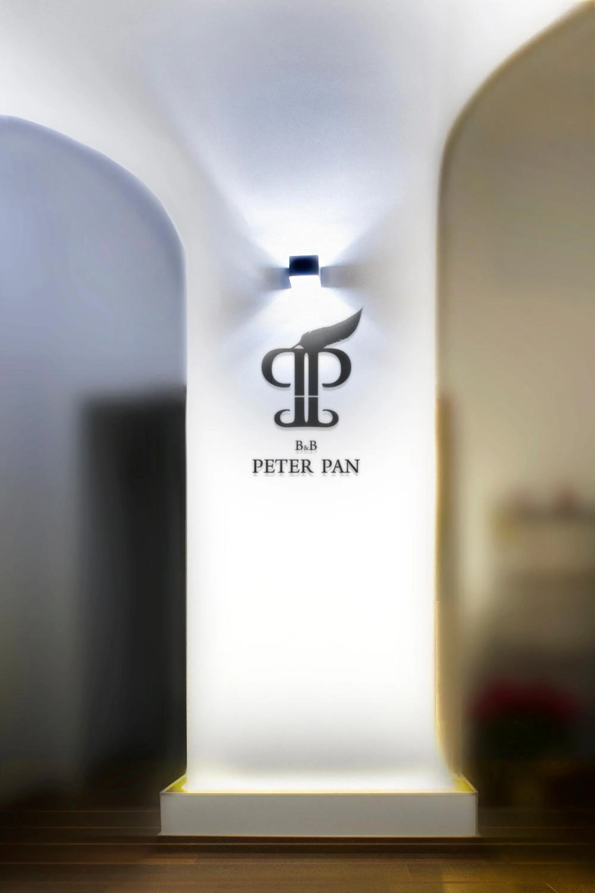 Property logo or sign in B&B PETER PAN