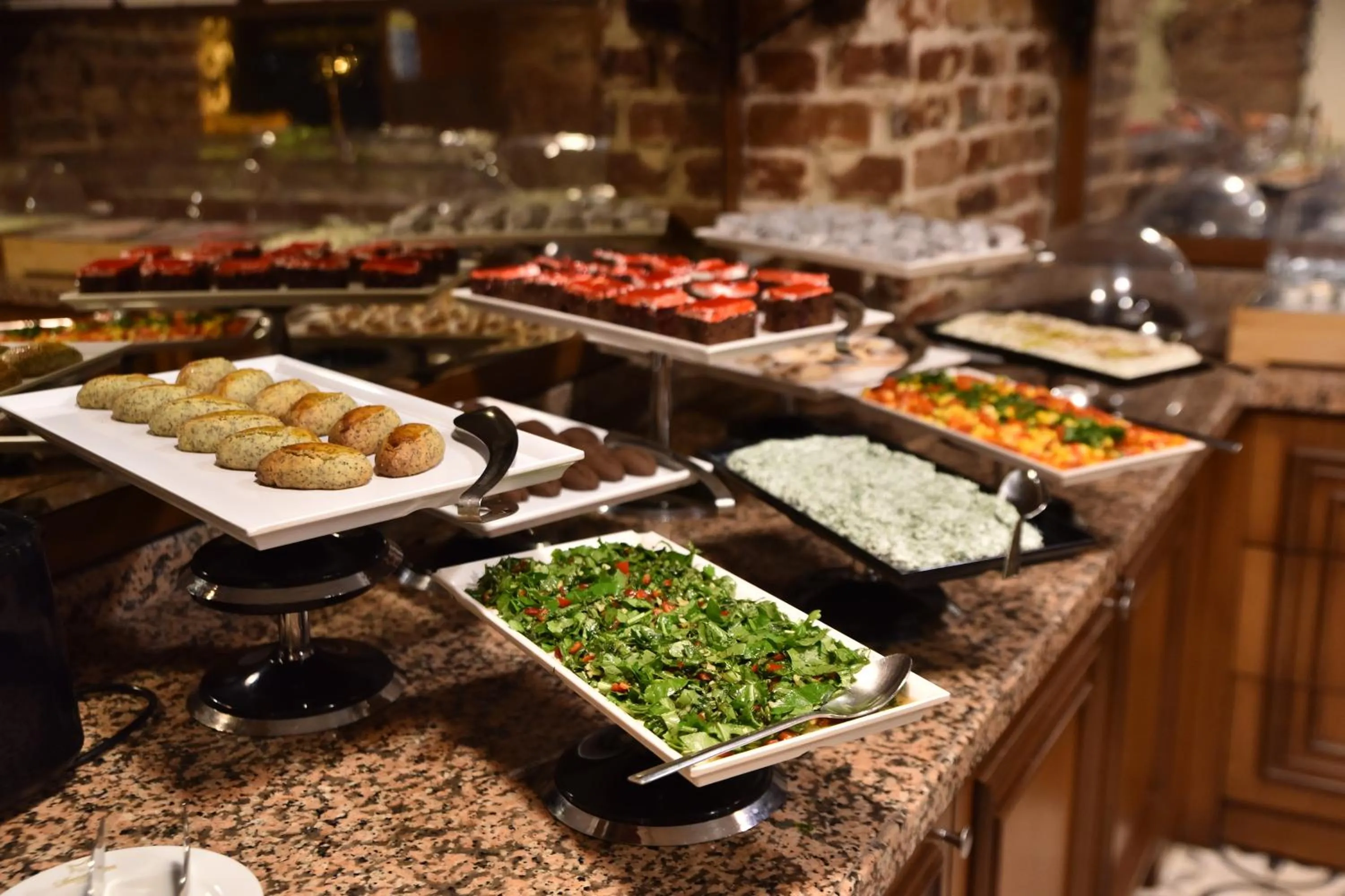 Restaurant/places to eat in Meserret Palace Hotel - Special Category