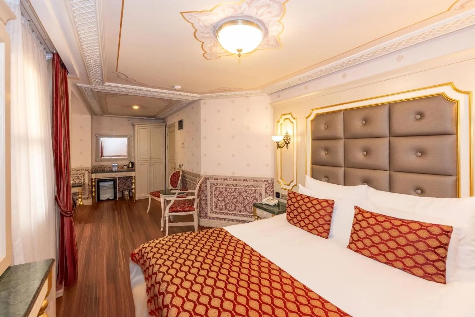 Bed in Meserret Palace Hotel - Special Category