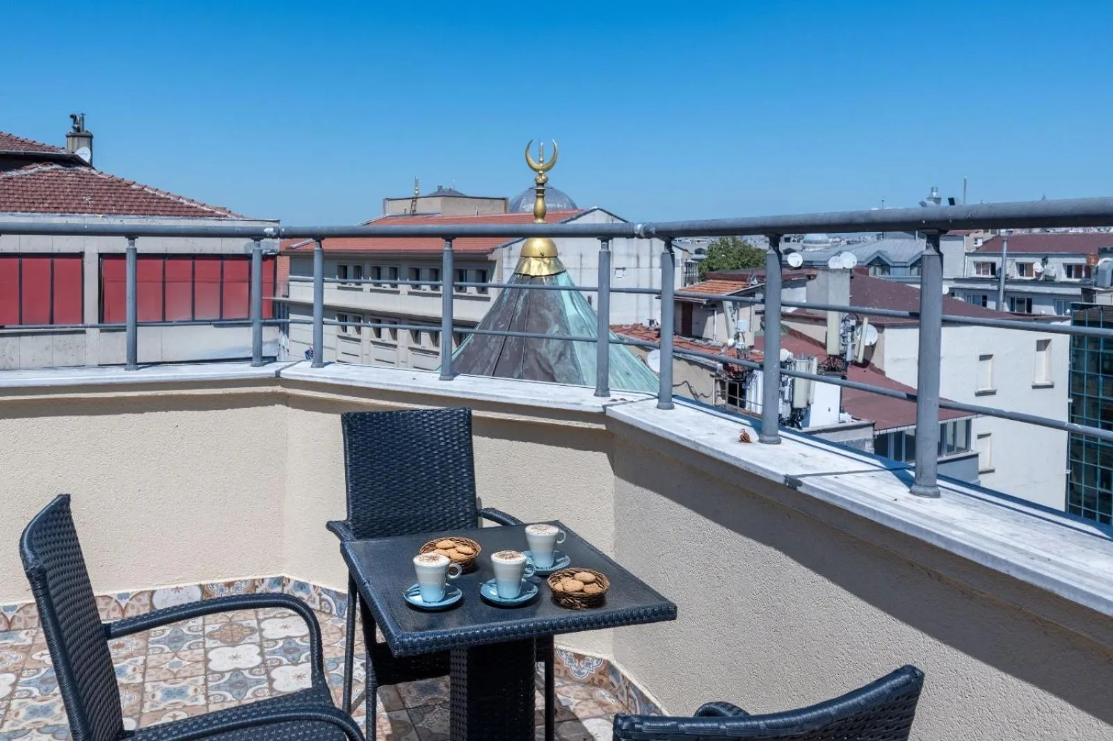 Day in Meserret Palace Hotel - Special Category