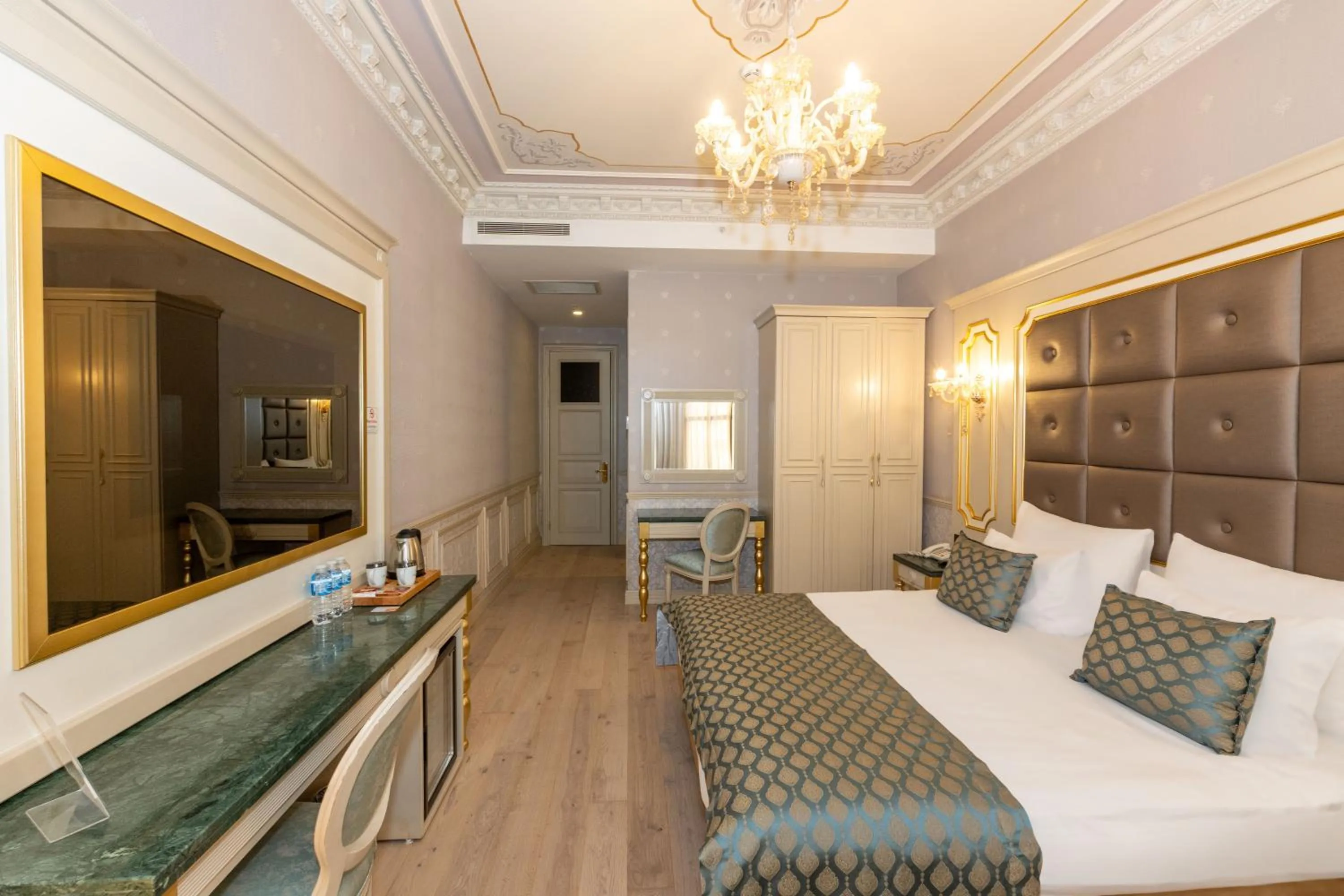 Bed in Meserret Palace Hotel - Special Category