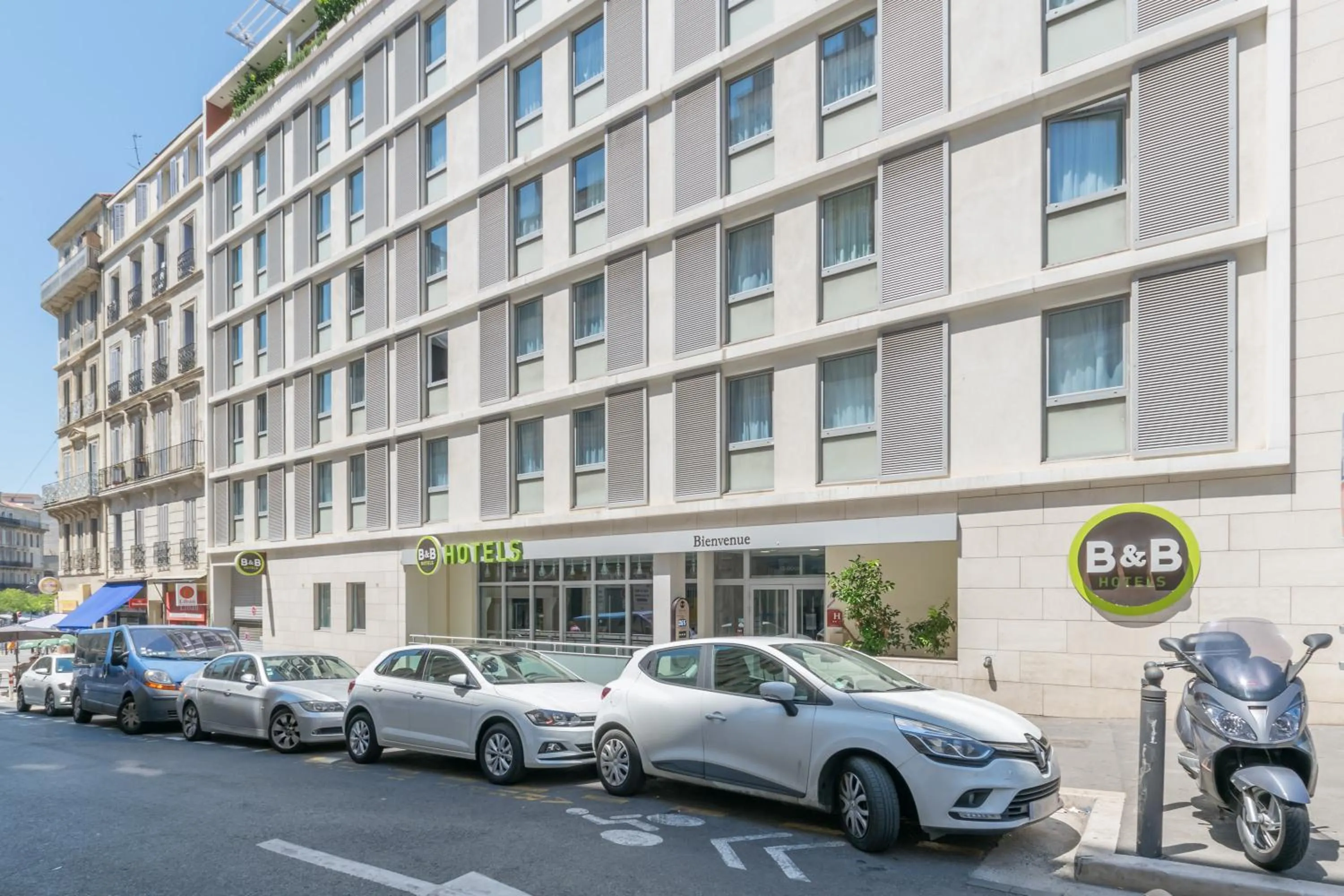 Facade/entrance in B&B HOTEL Marseille Centre La Joliette