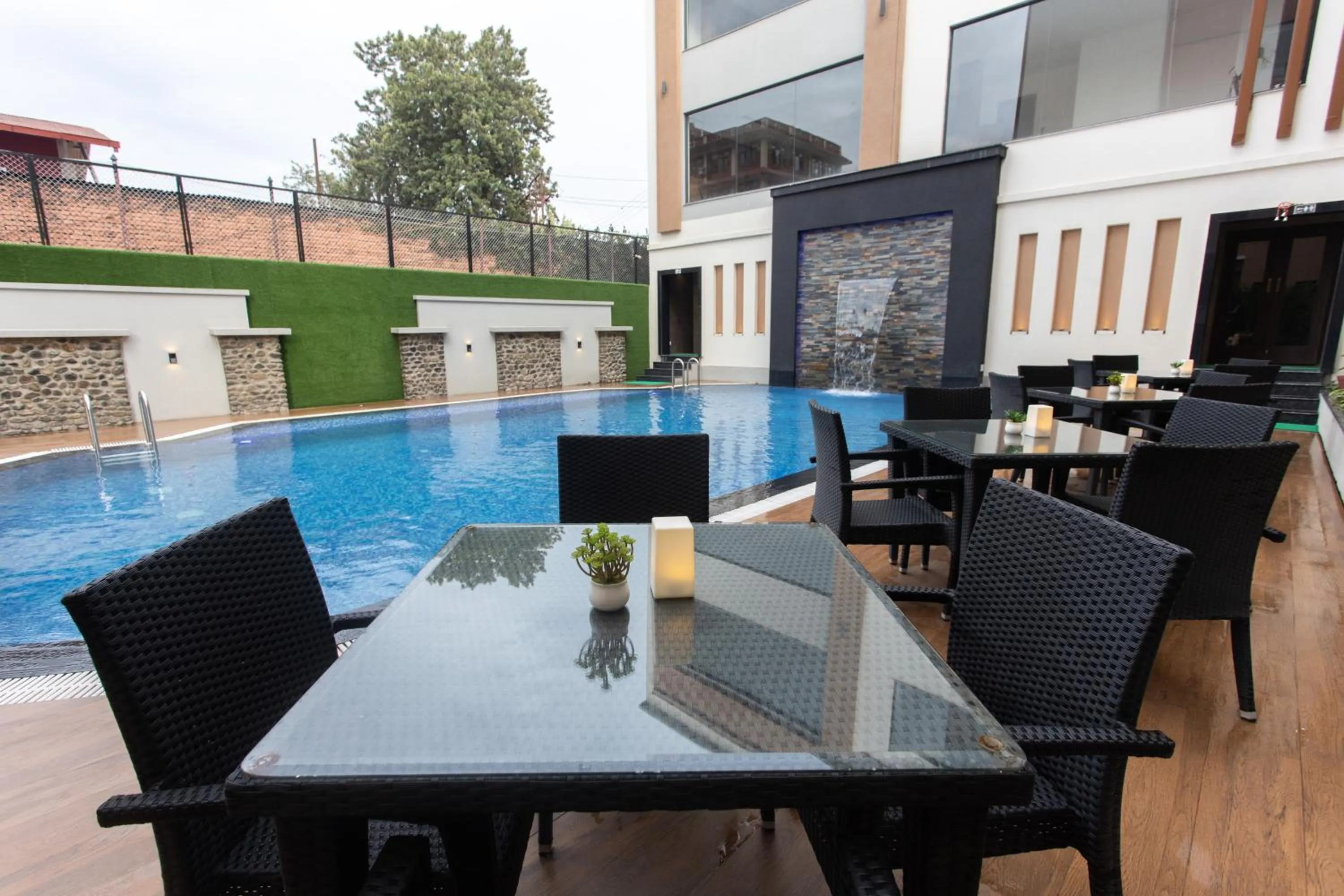 Restaurant/places to eat in Grand Hotel Kathmandu