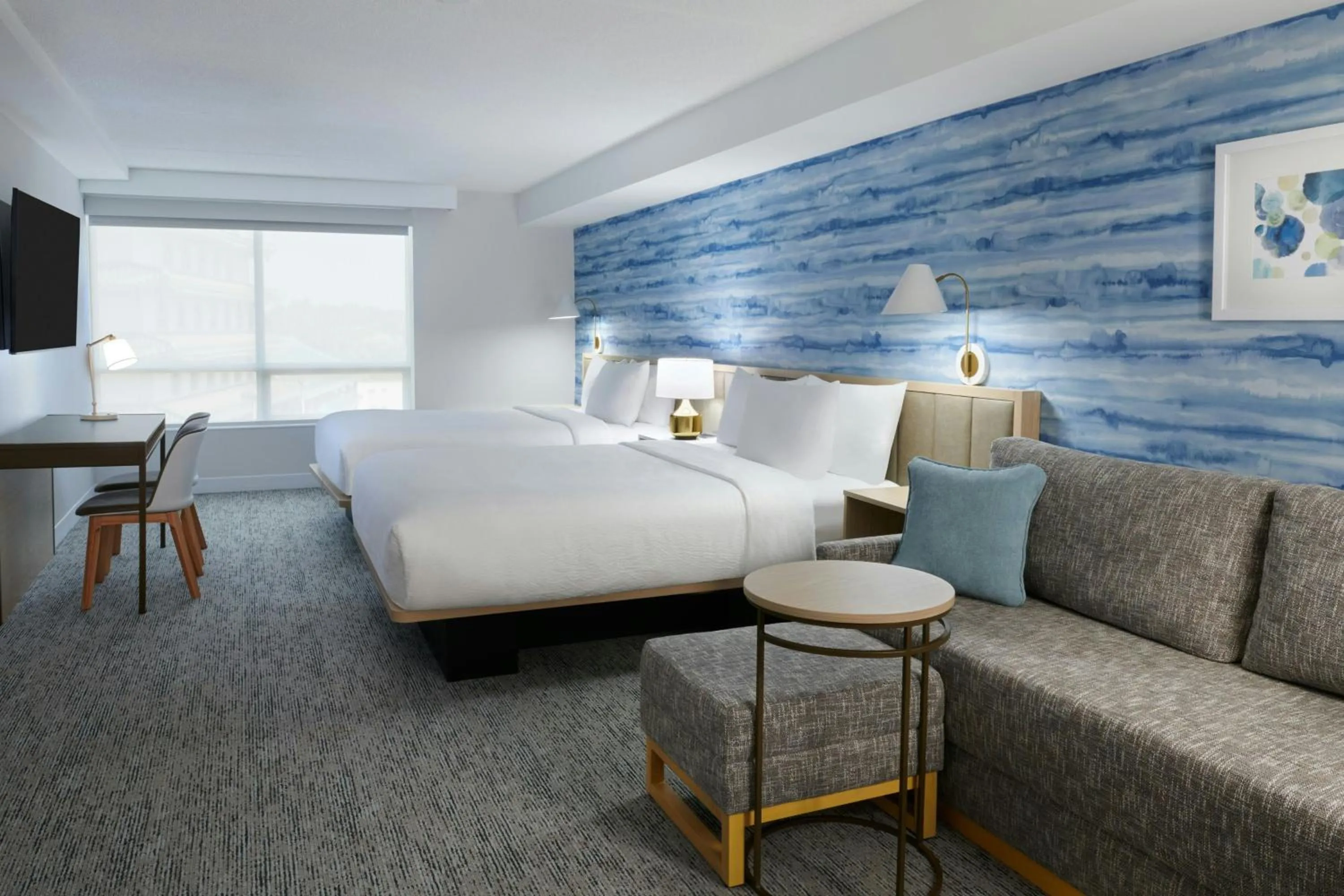 Photo of the whole room, Bed in TownePlace Suites by Marriott Niagara Falls Canada