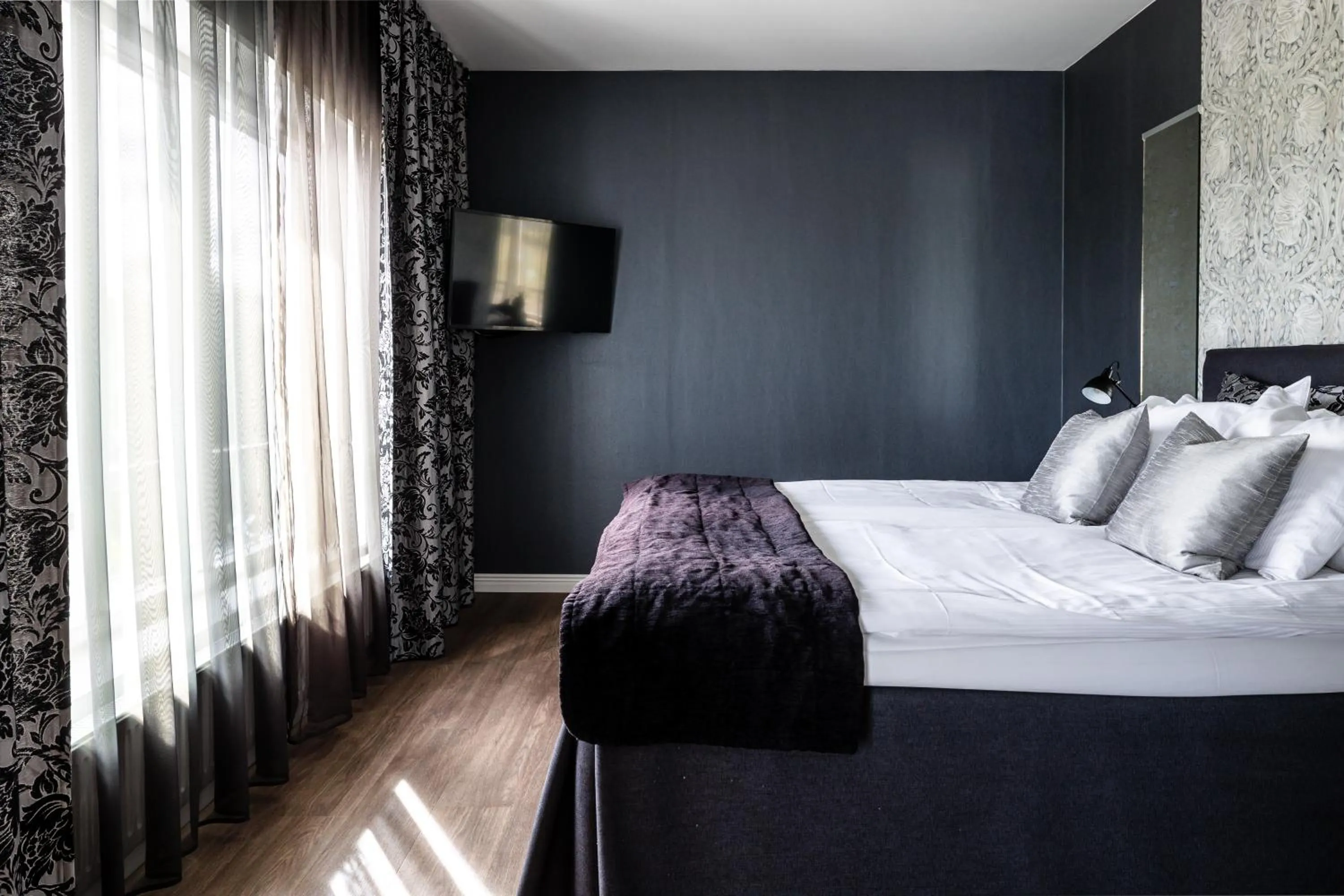 Bed in Skara Konsthotell