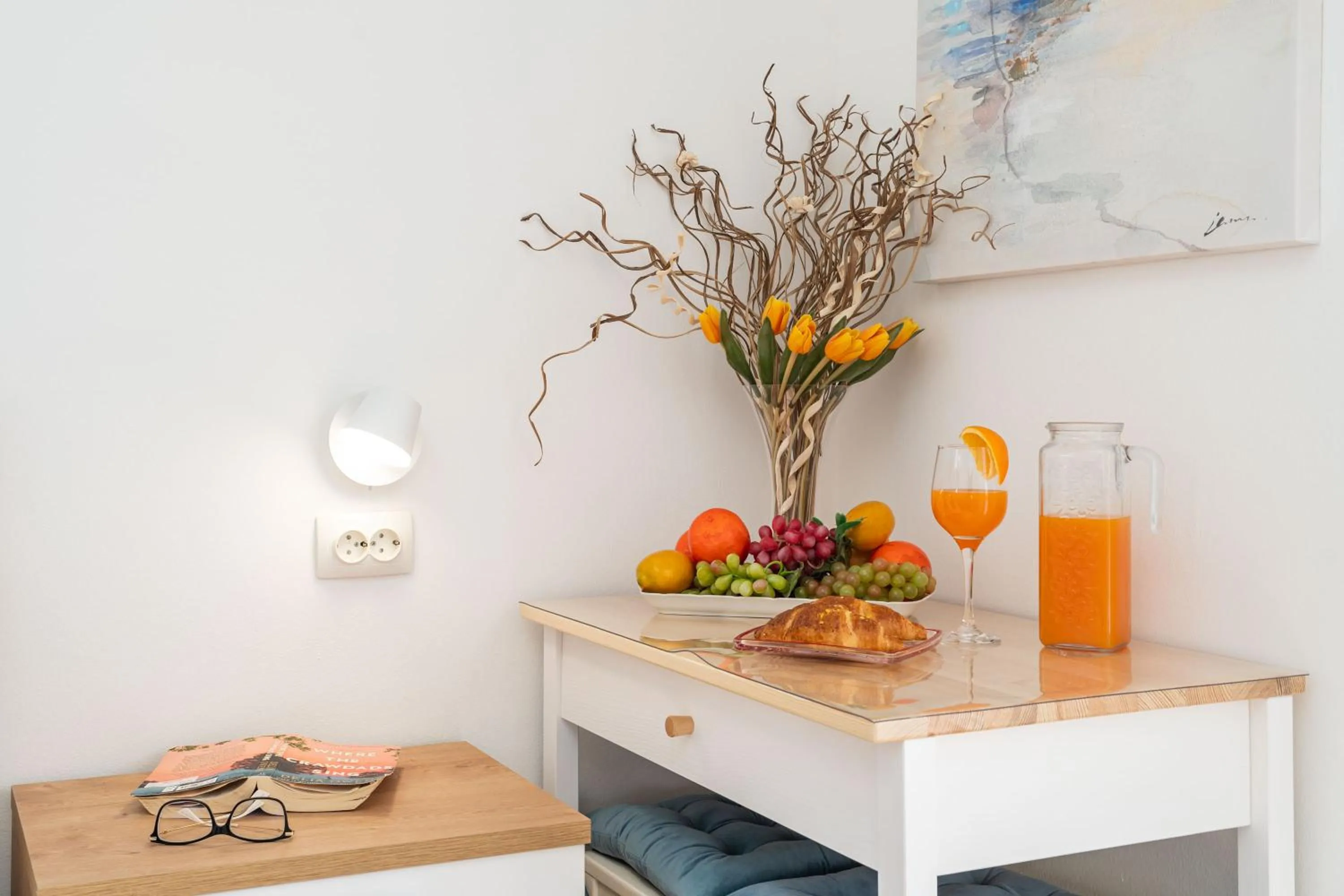 Decorative detail in Apartments and Room Lora