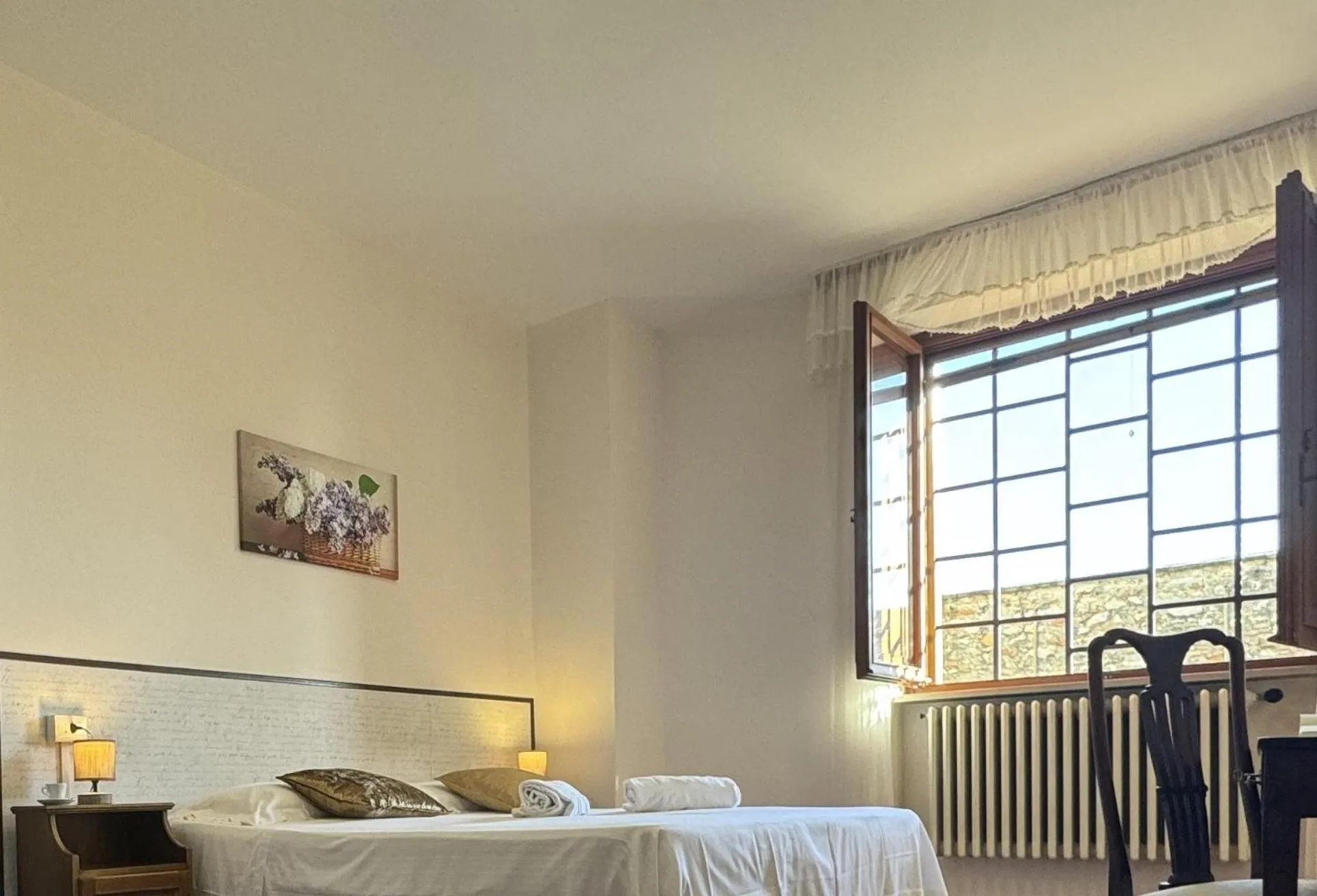 Bedroom, Bed in Monastero SS. Annunziata