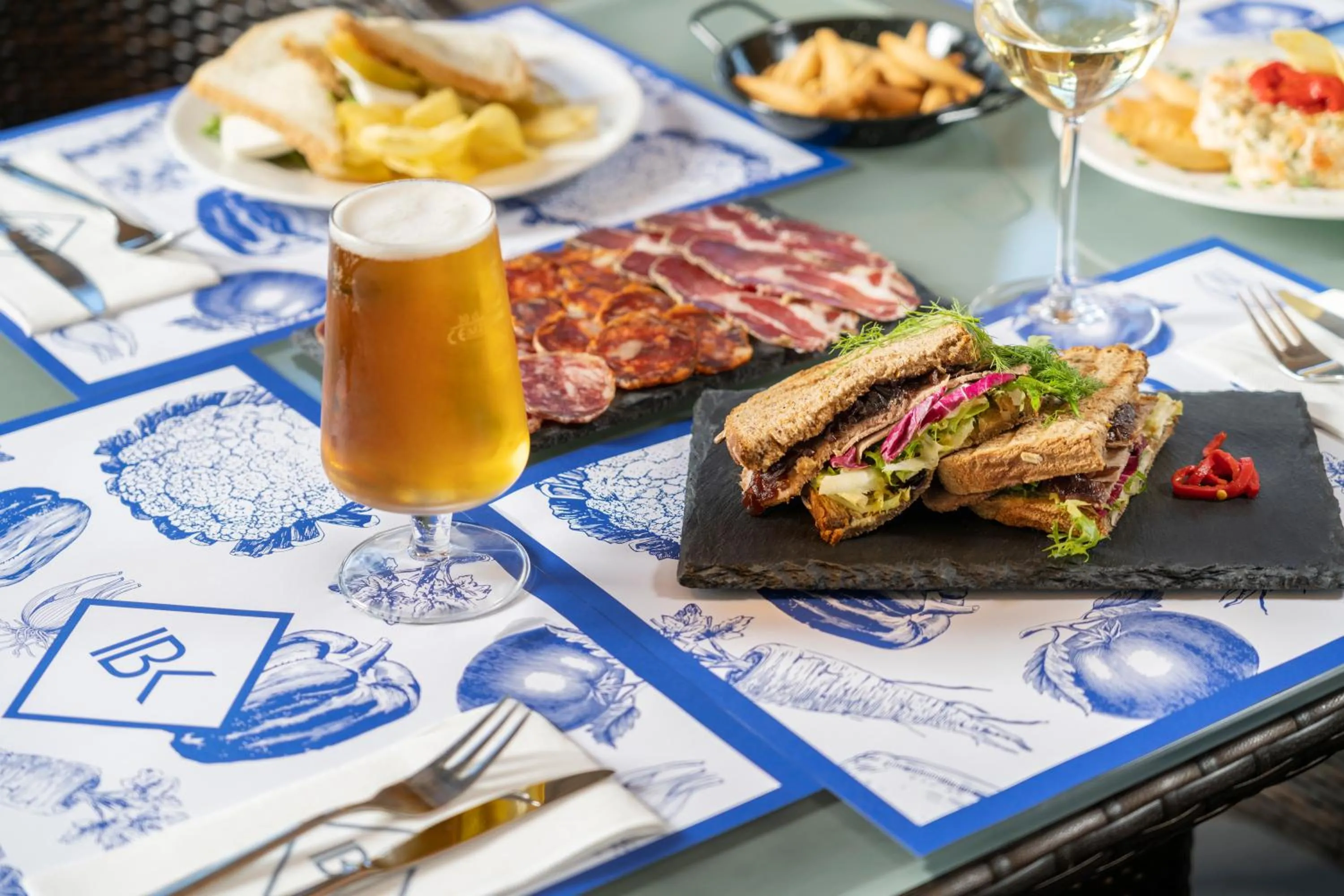 Food and drinks in Iberik Rocallaura Balneari