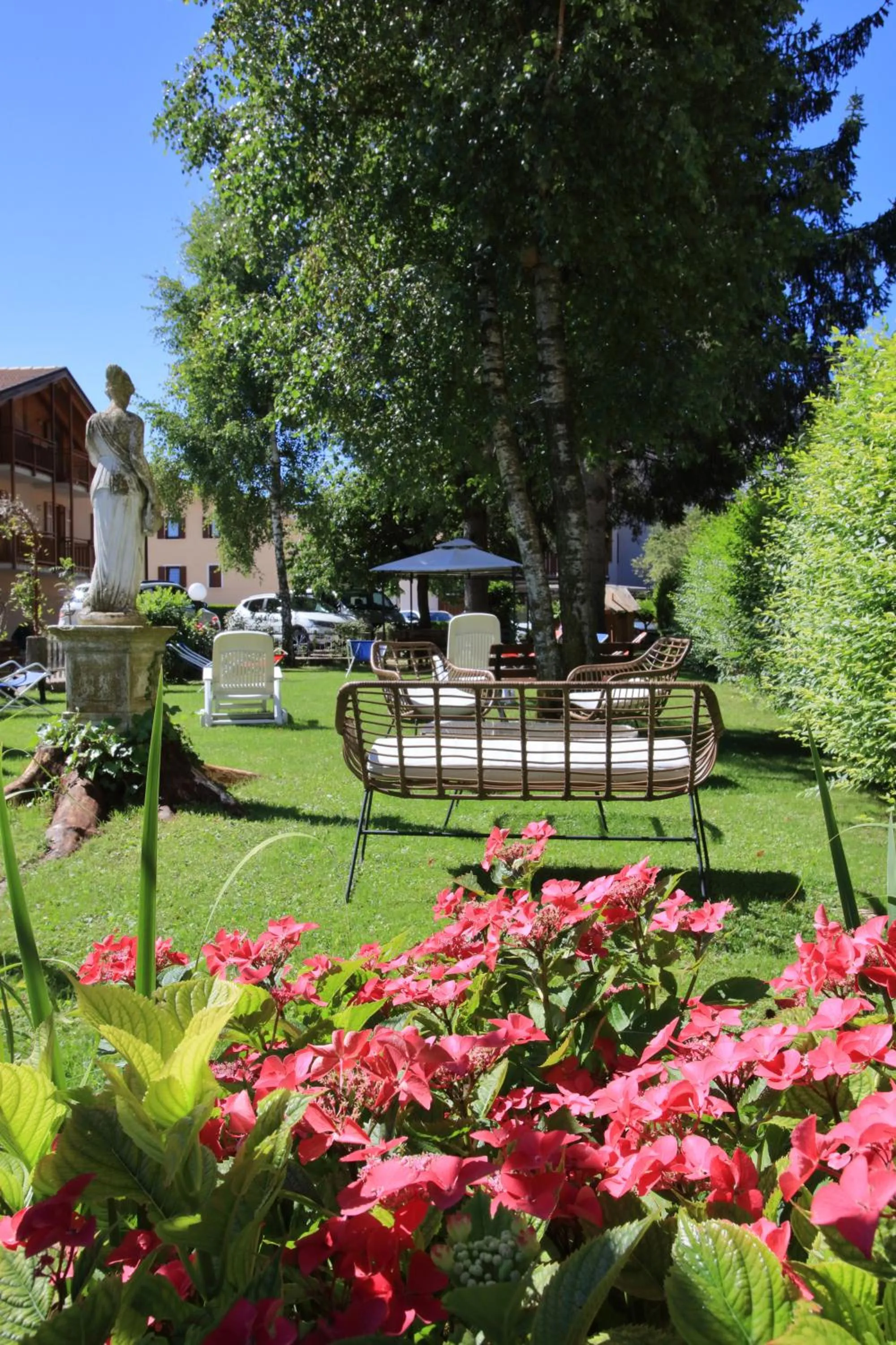 Garden in Hotel Stella Alpina