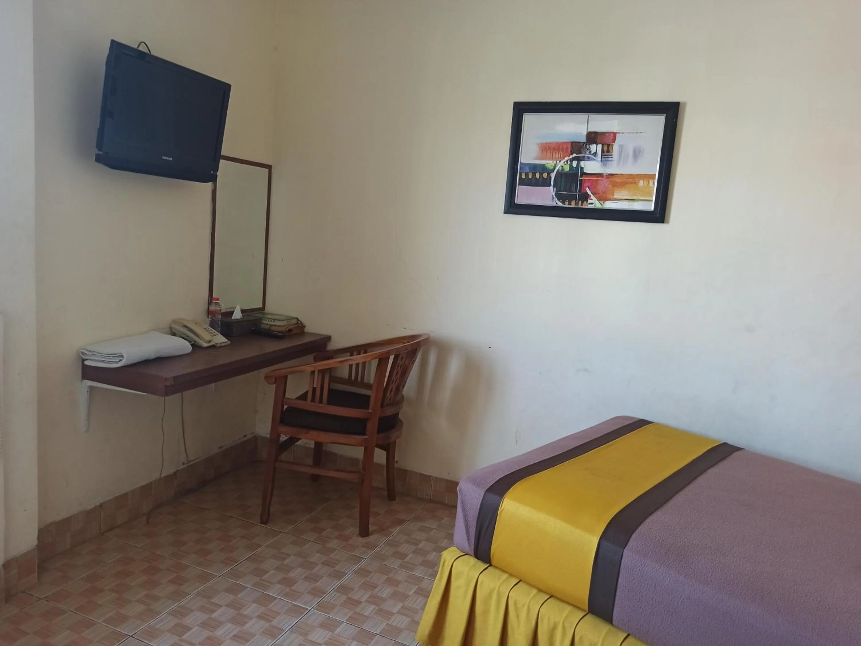 Bedroom, Bed in Al-Badar Hotel Syariah Makassar