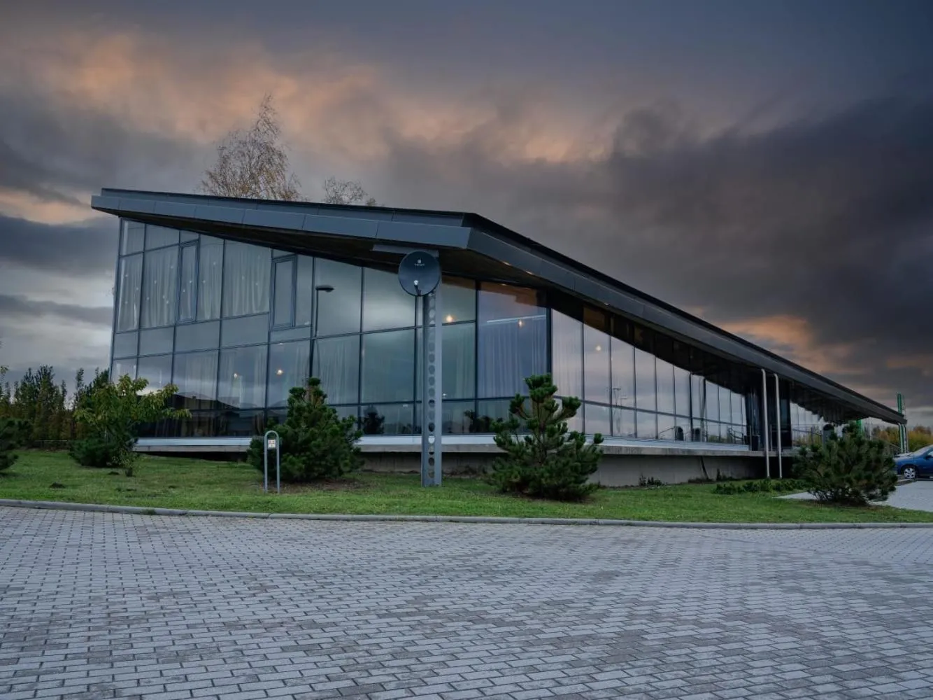 Property building in Zaliasis slenis - Self check-in hotel - Free parking